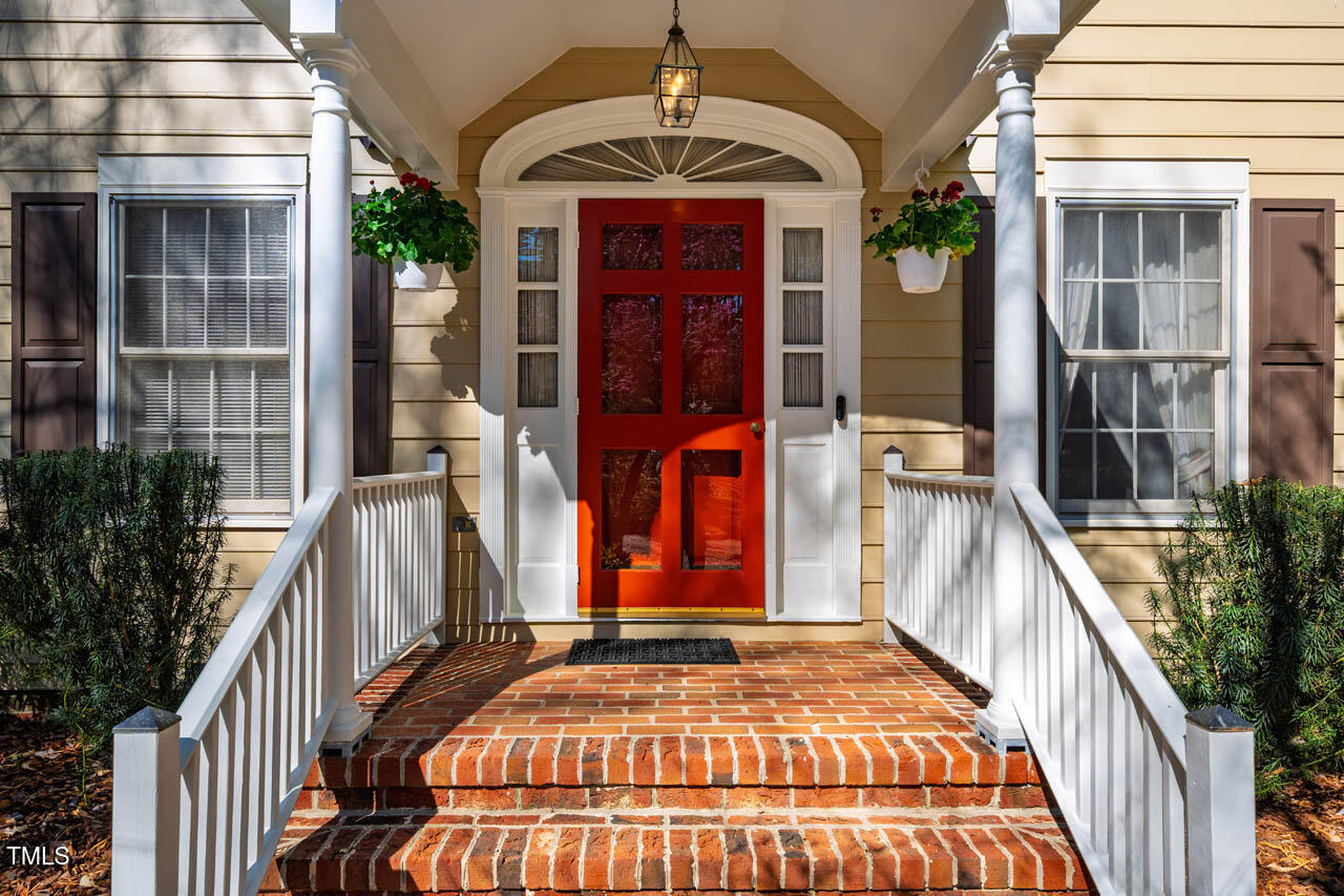 213 Huntington Drive