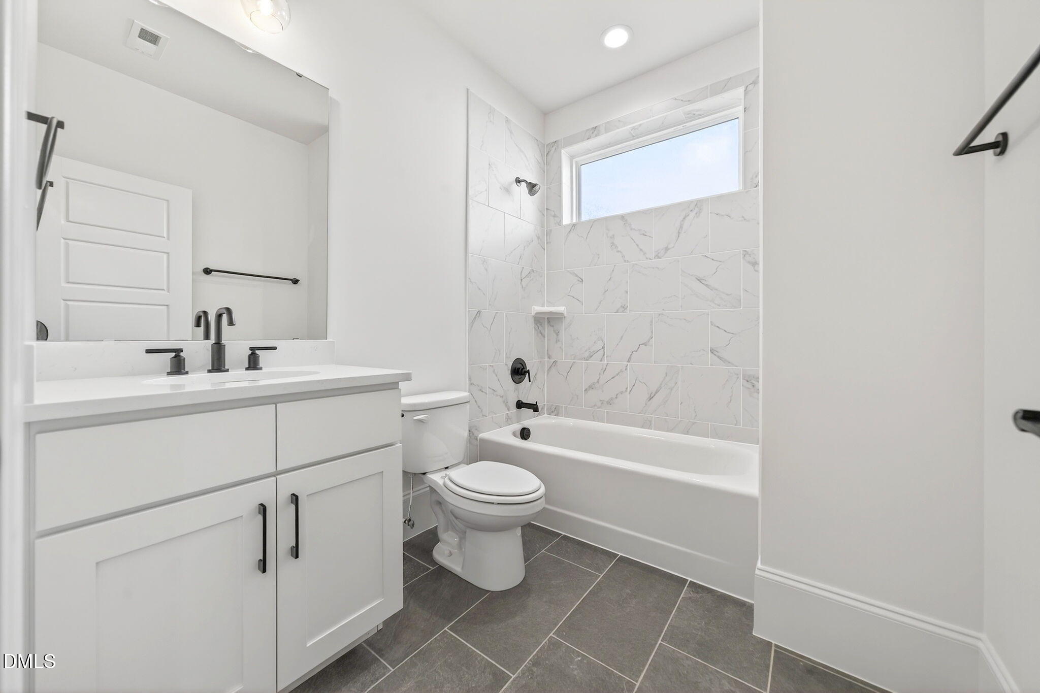 Raleigh, North Carolina, 27606, United States, 4 Bedrooms Bedrooms, ,4 BathroomsBathrooms,Residential,Active,1999172