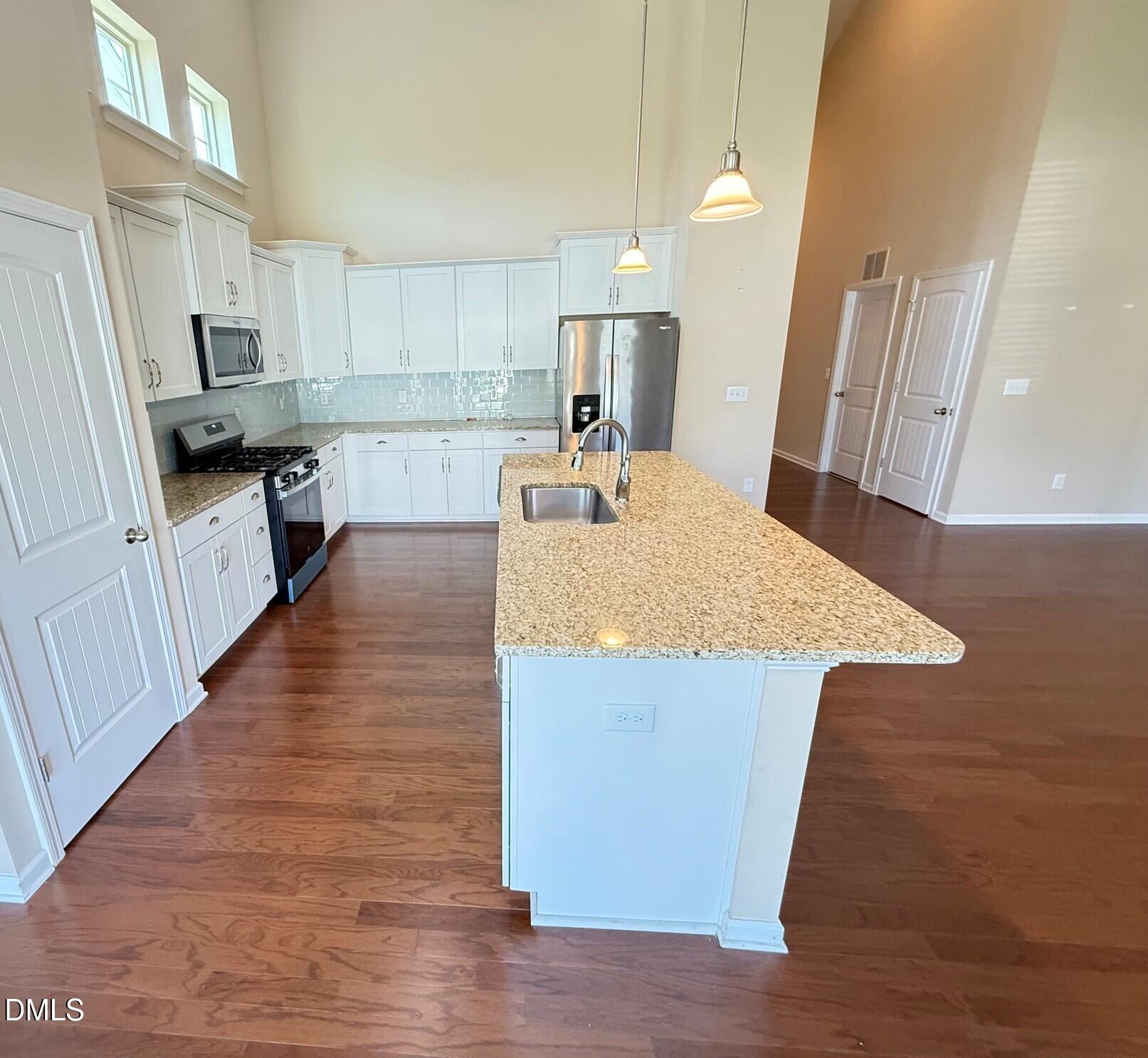 2433 Cedar Rock Drive