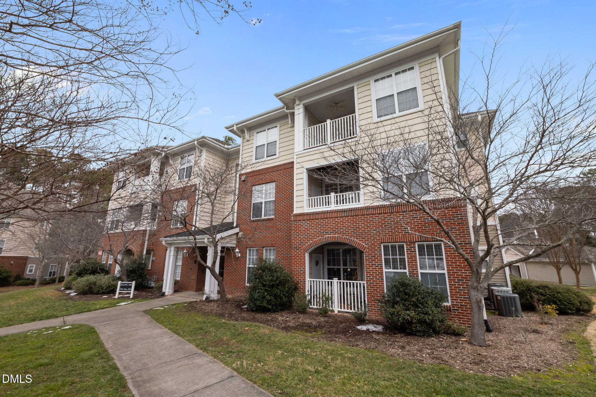 1014 Arborgate Circle