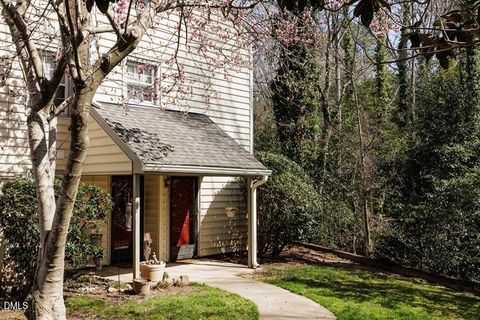 412 Oak Hollow Court Raleigh NC 27613