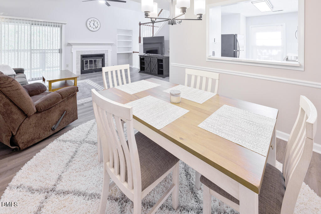 412 Oak Hollow Court