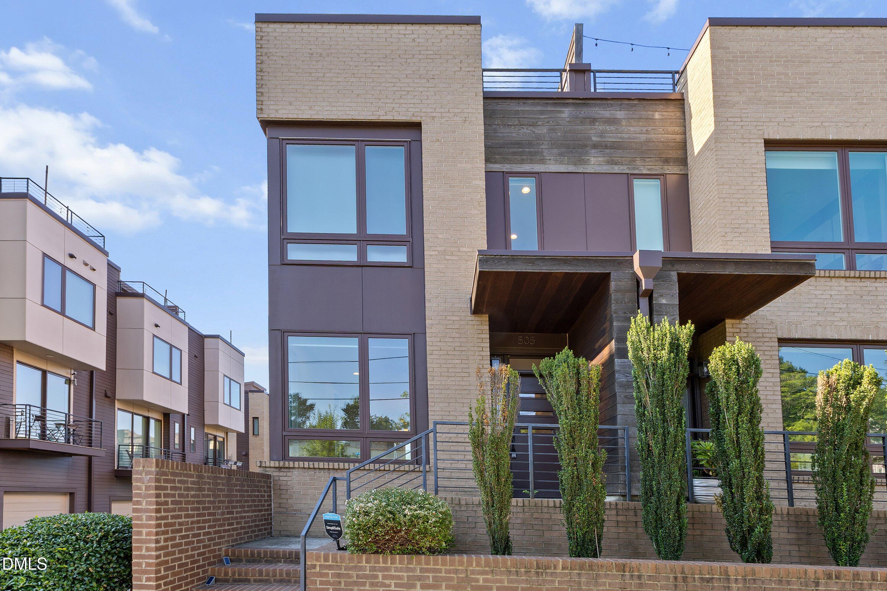 505 W Lenoir Street