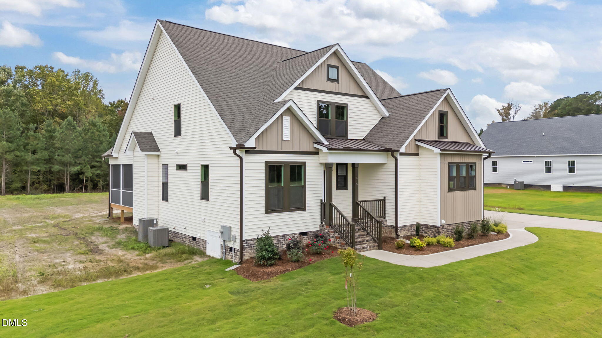 516 Hillard Lane