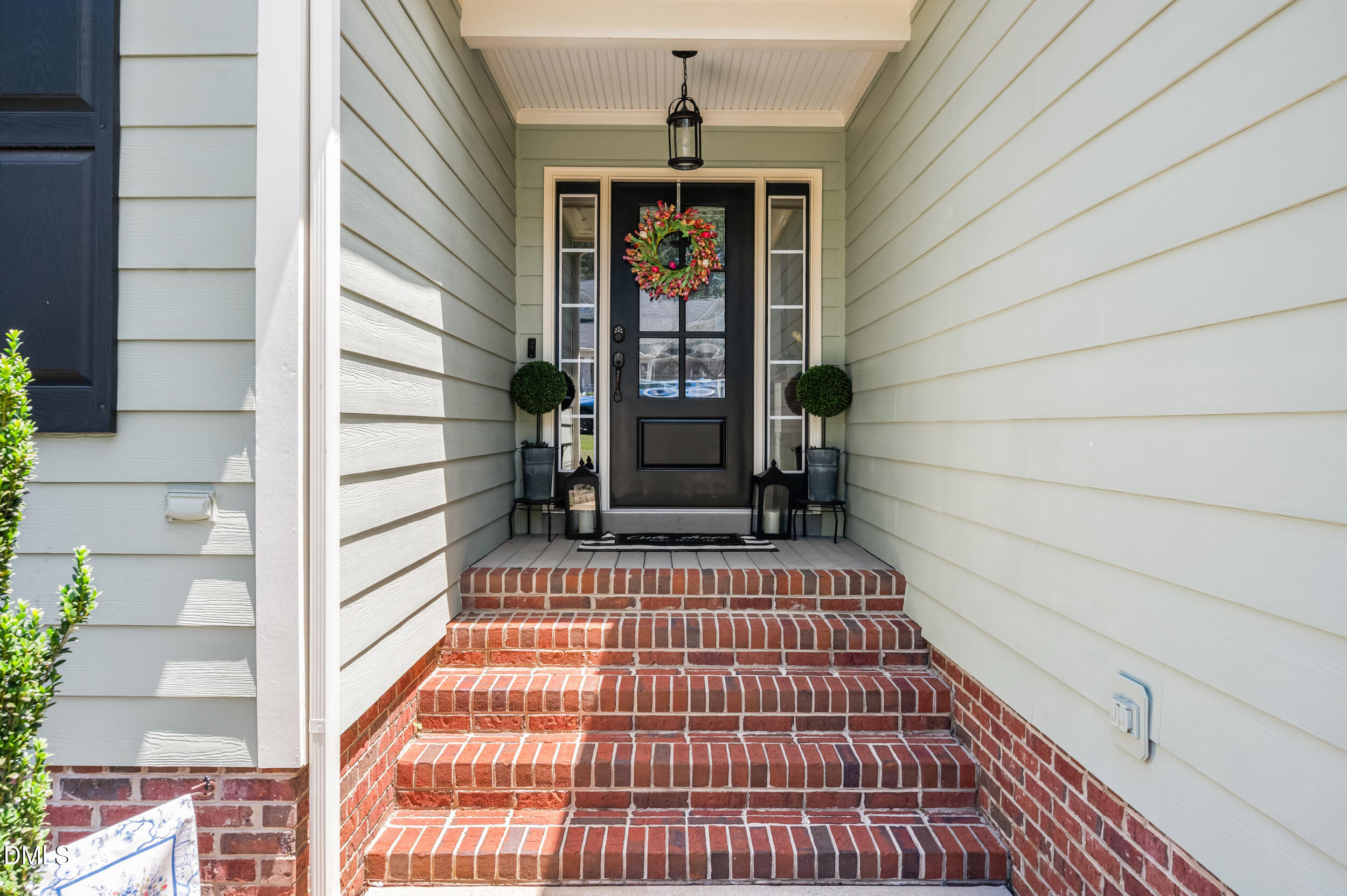 428 Broadmoor Way