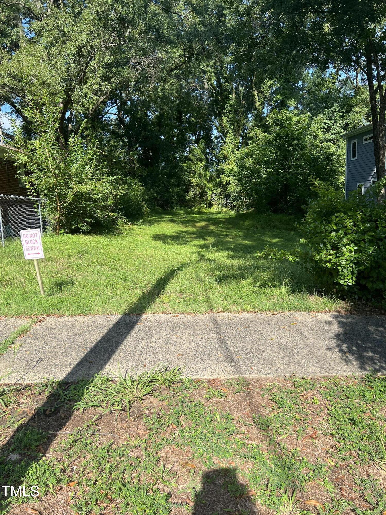 919 Sedgefield Street