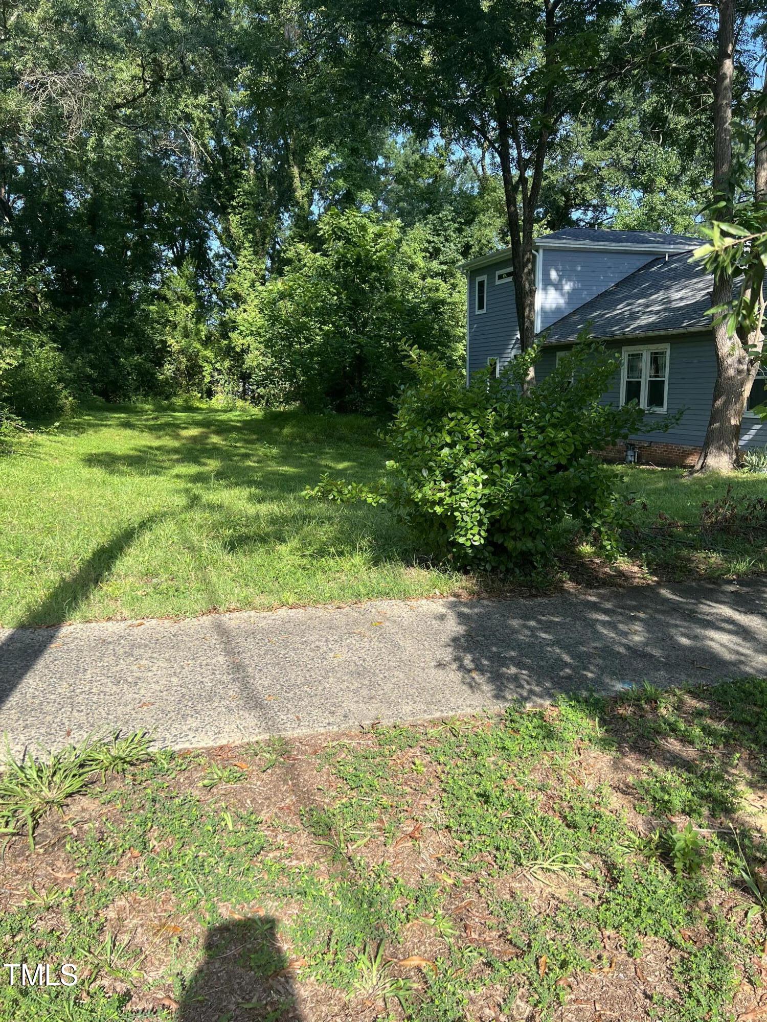 919 Sedgefield Street