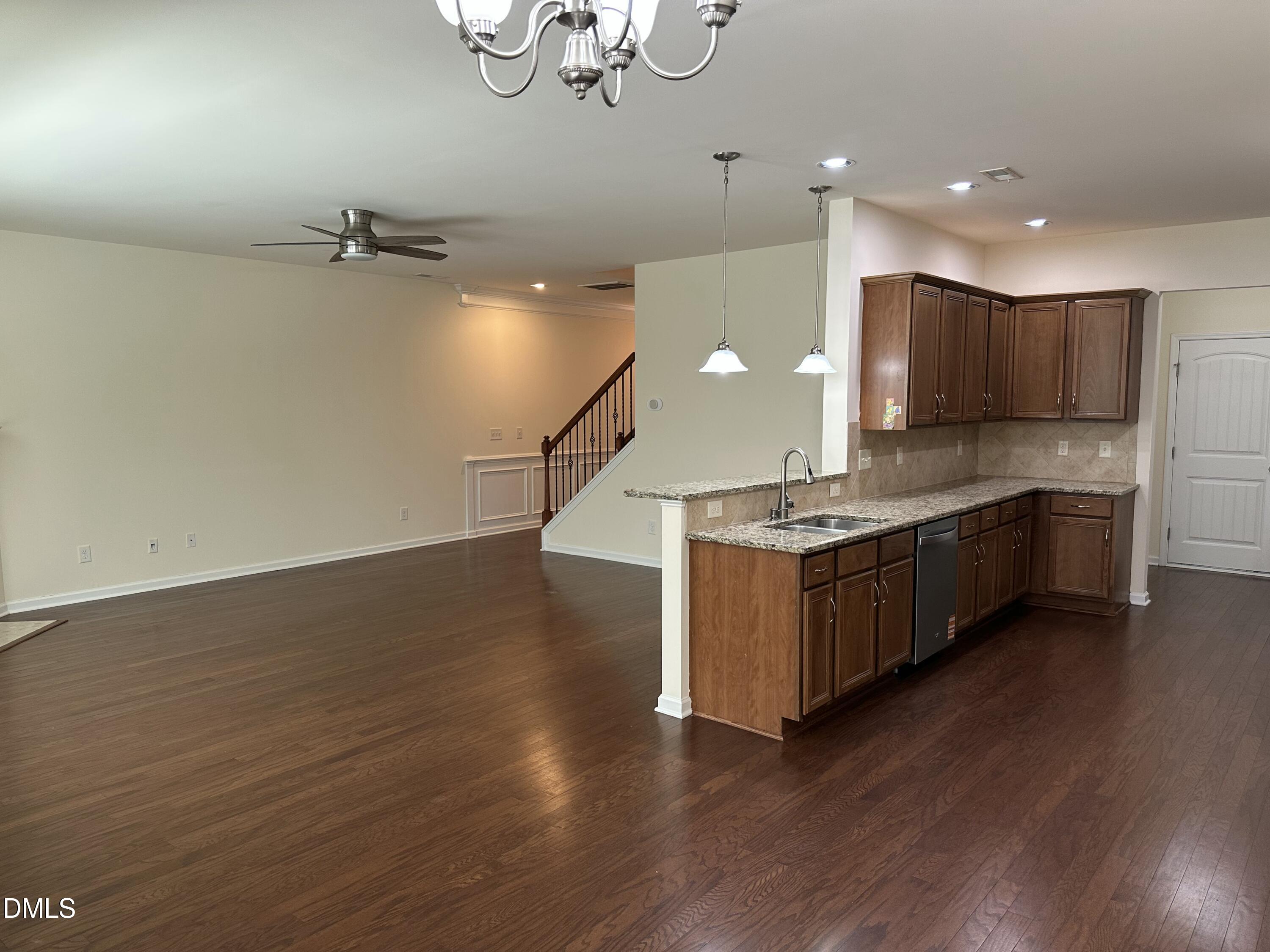 343 Scotlow Way