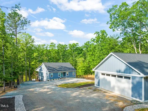 MLS: 10093501