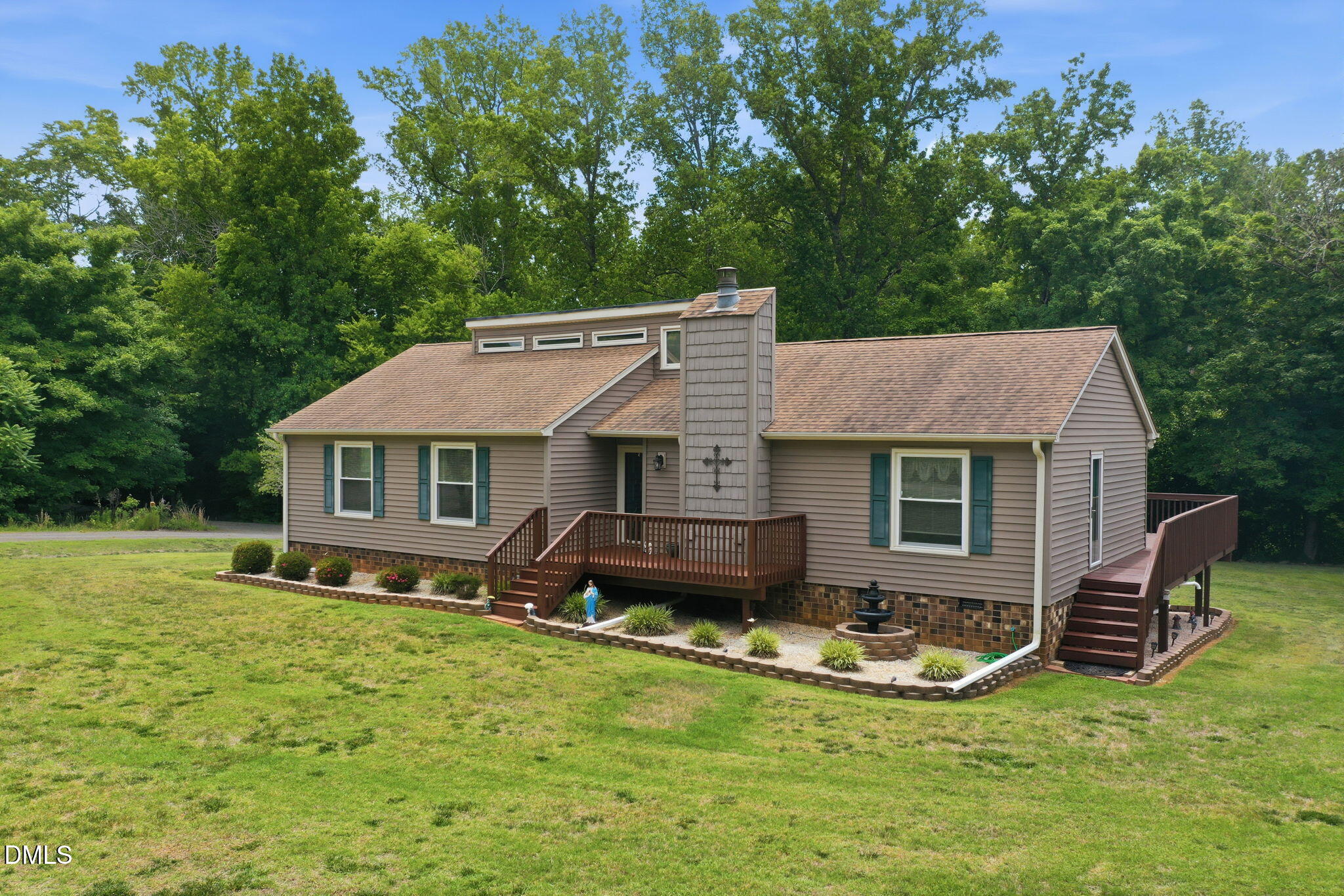 3124 Oakridge Drive