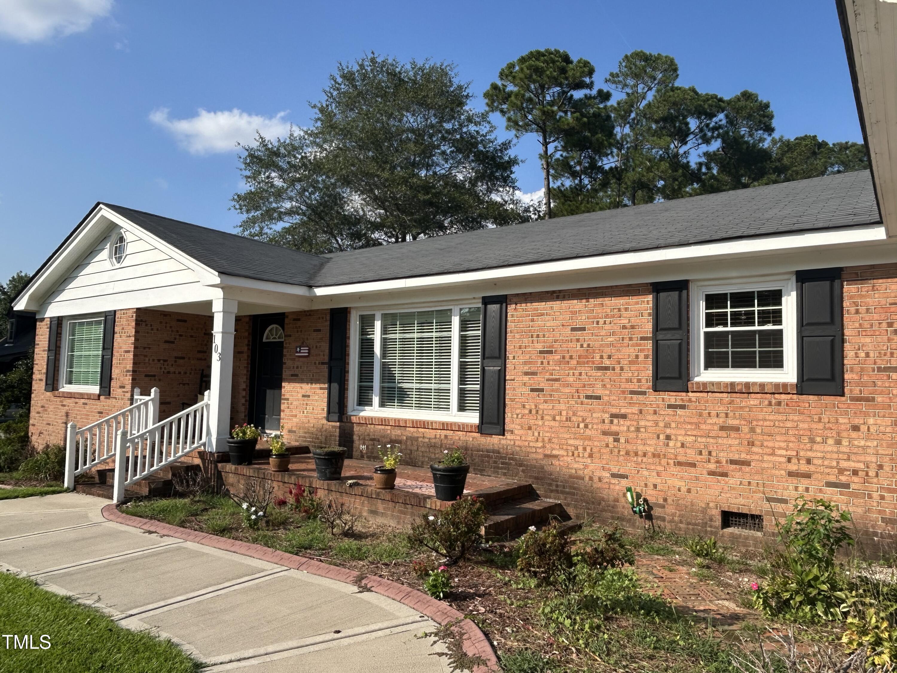 103 Crepe Myrtle Lane