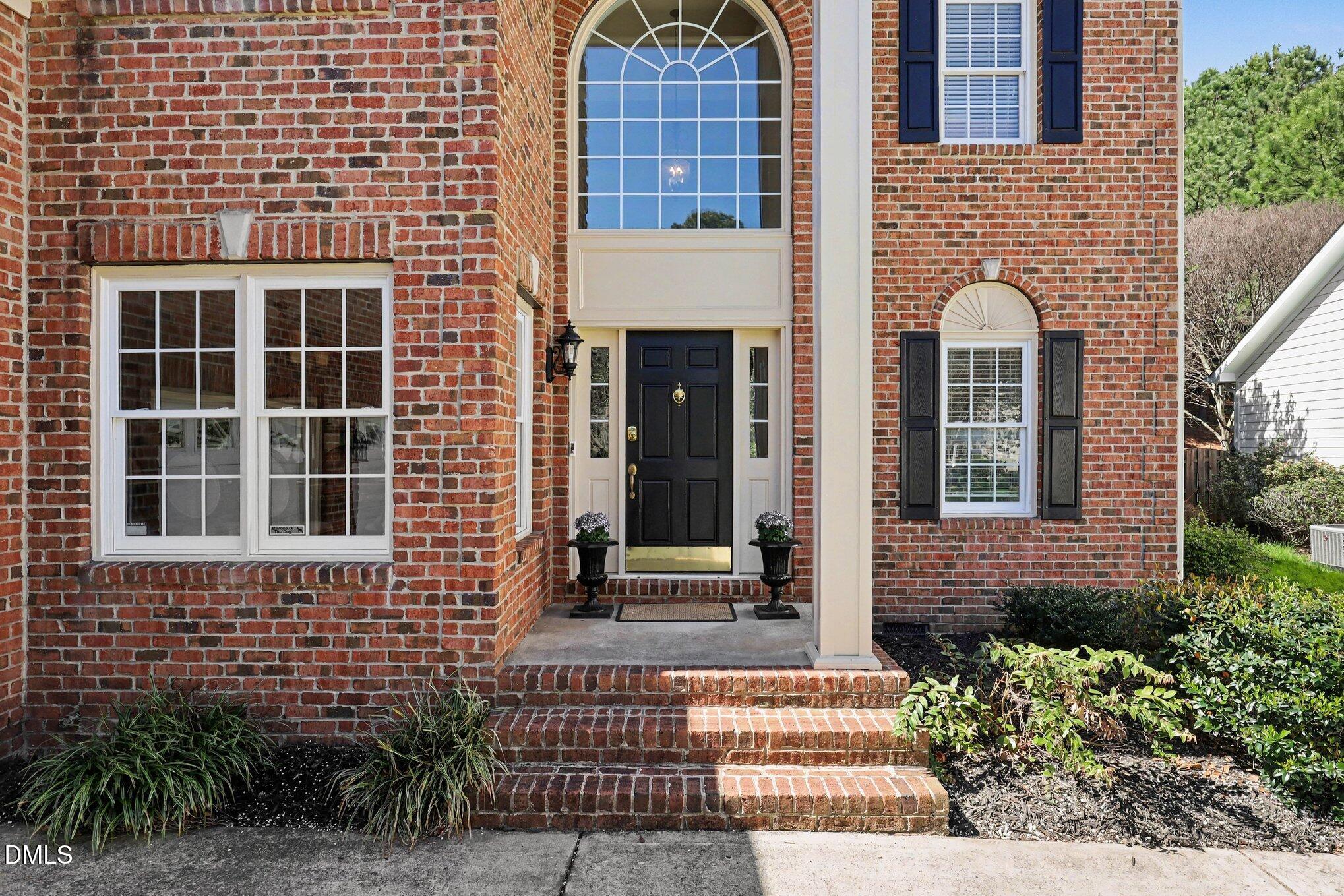 8929 Winged Thistle Court