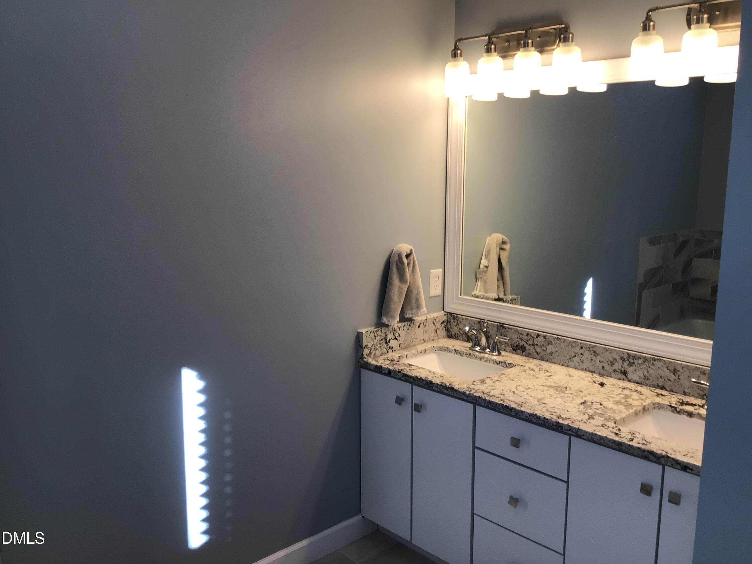 Apex, North Carolina 27539, United States, 3 Bedrooms Bedrooms, ,2 BathroomsBathrooms,Residential,Active,246762