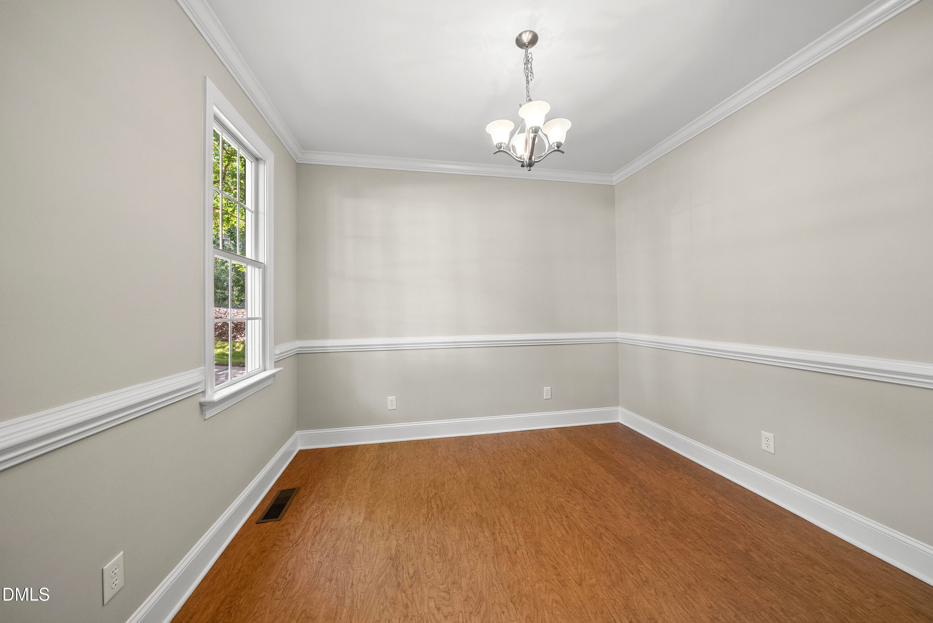 3001 Windcove Place