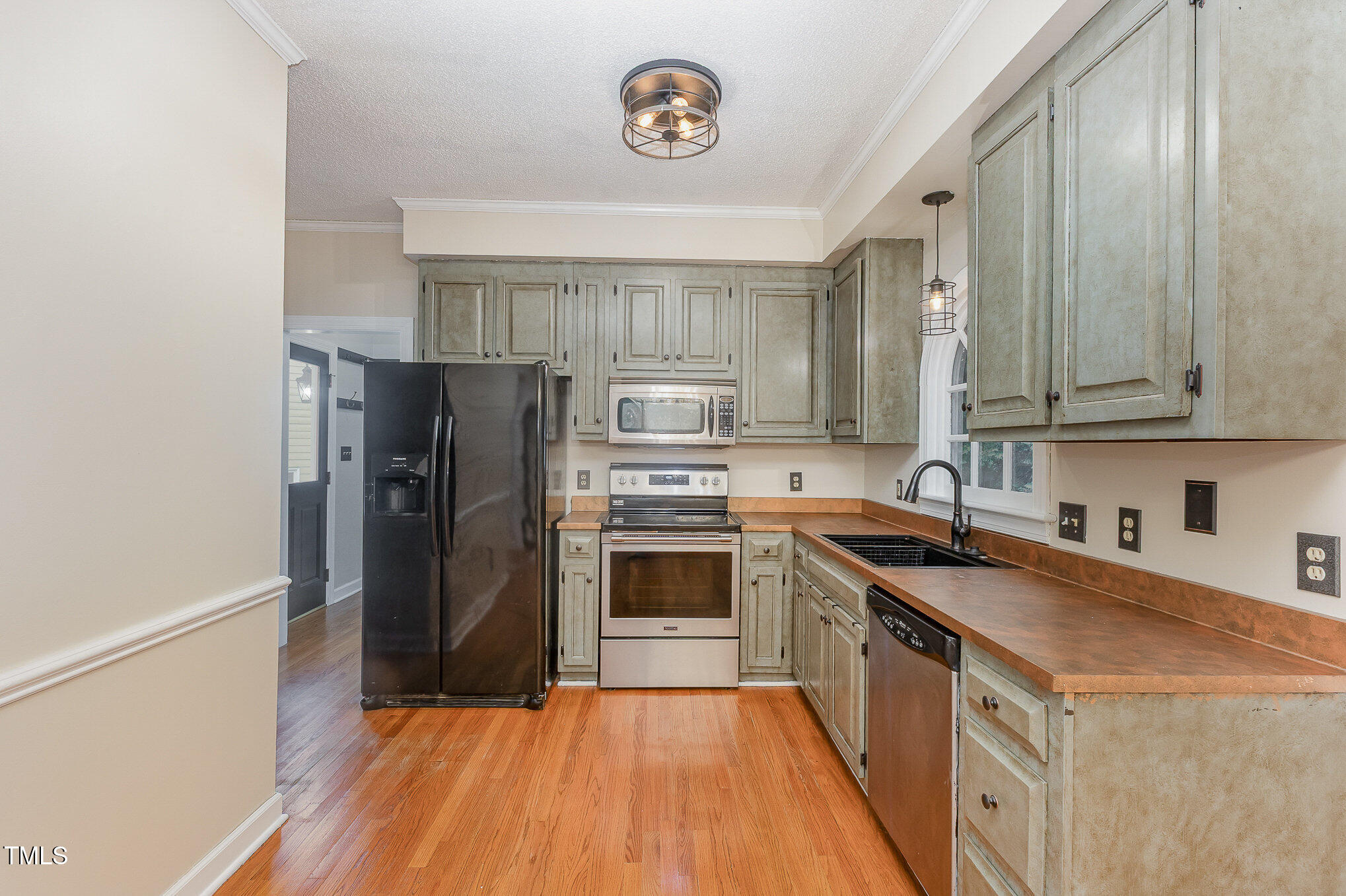 105 Houston Circle
