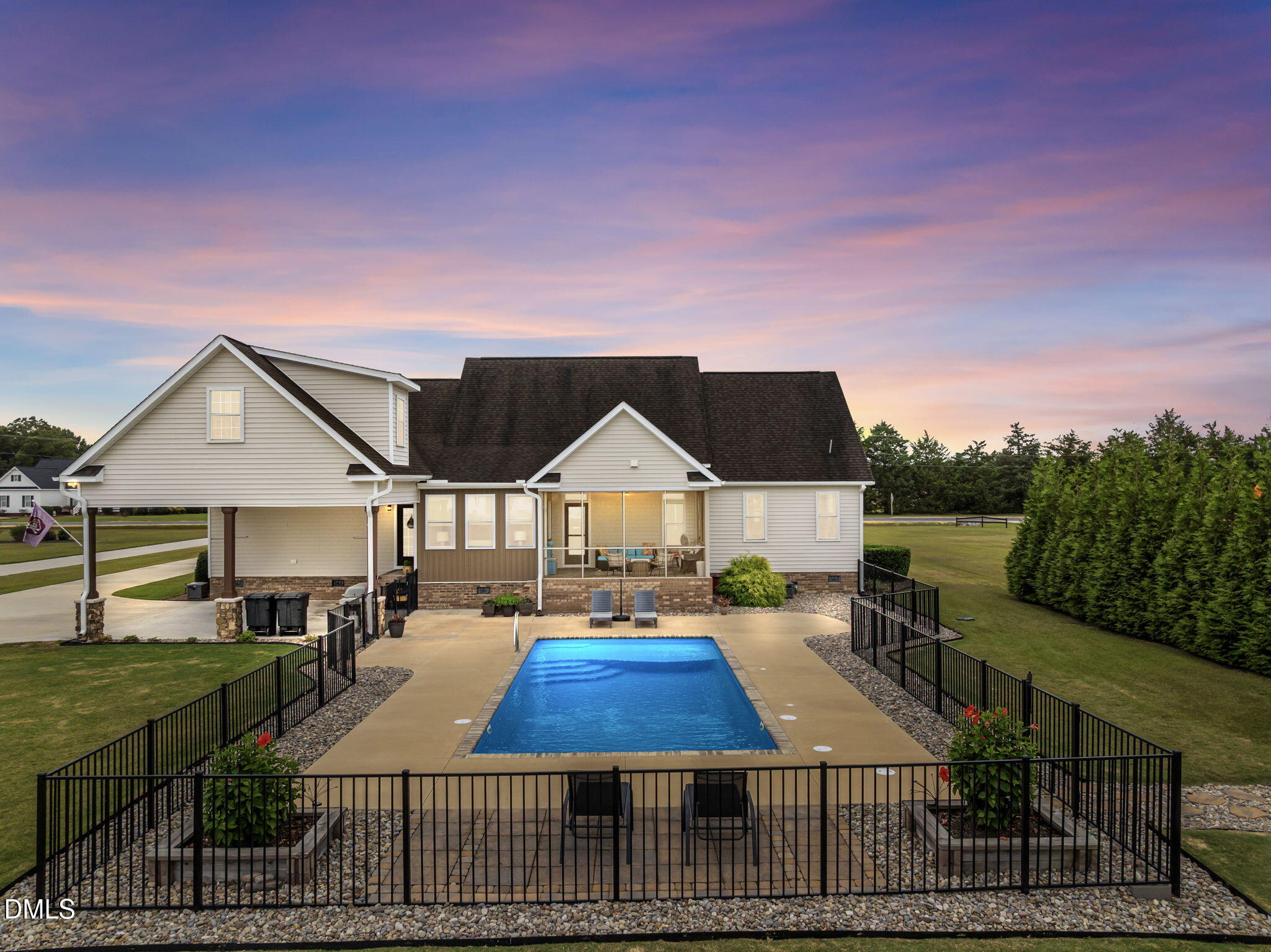 352 V O A Site C Road