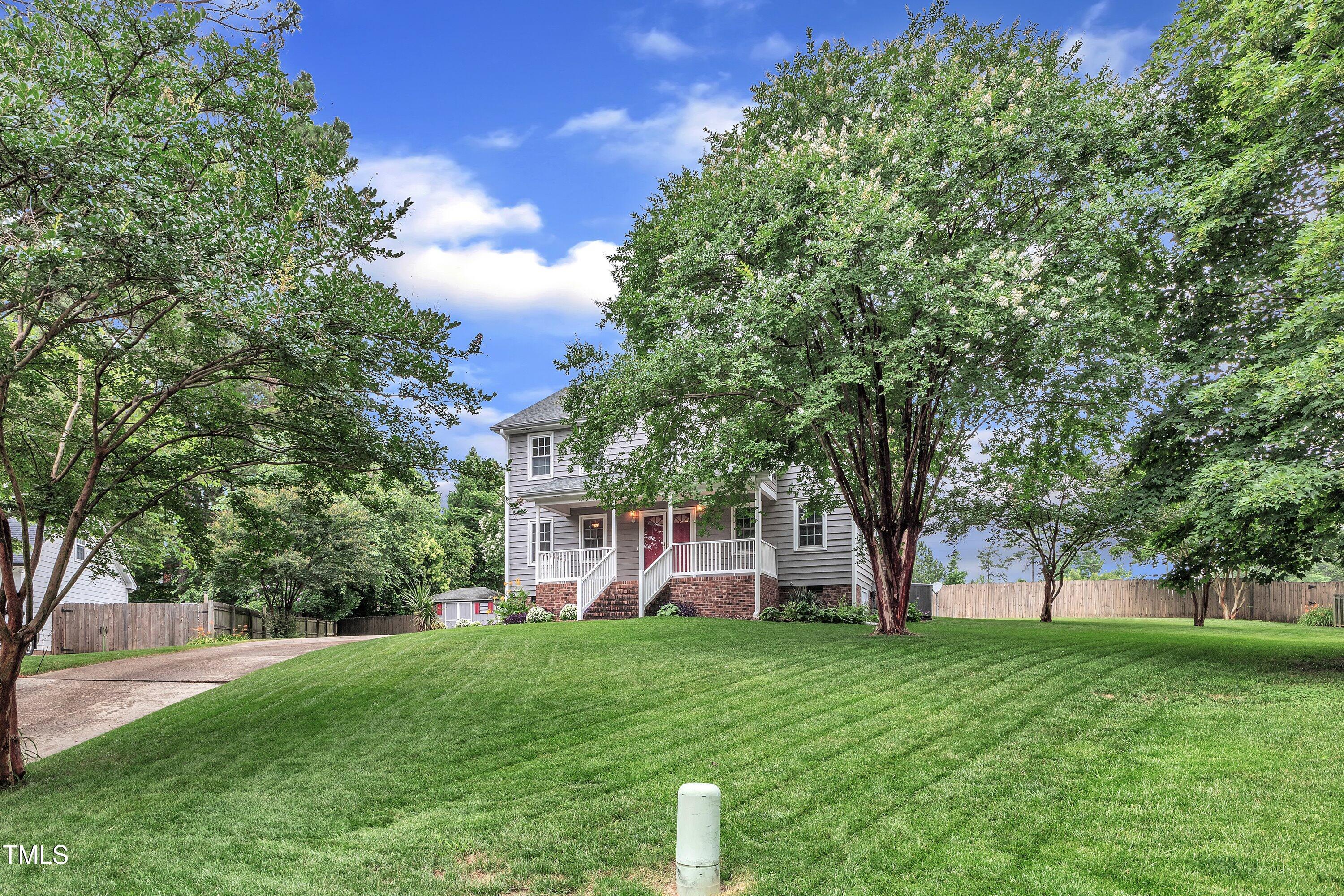 8121 Bentwood Place