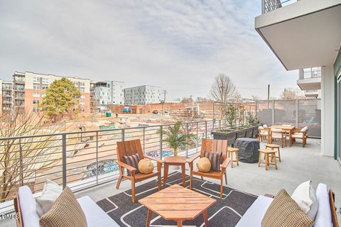 214 Hunt Street 306 Durham NC 27701