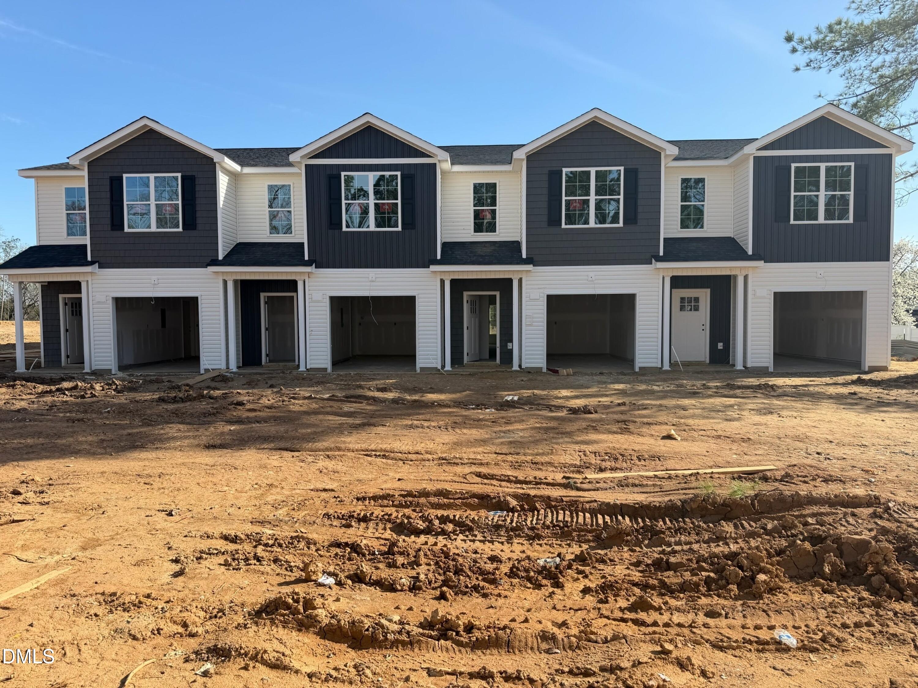 324 Shelton Place