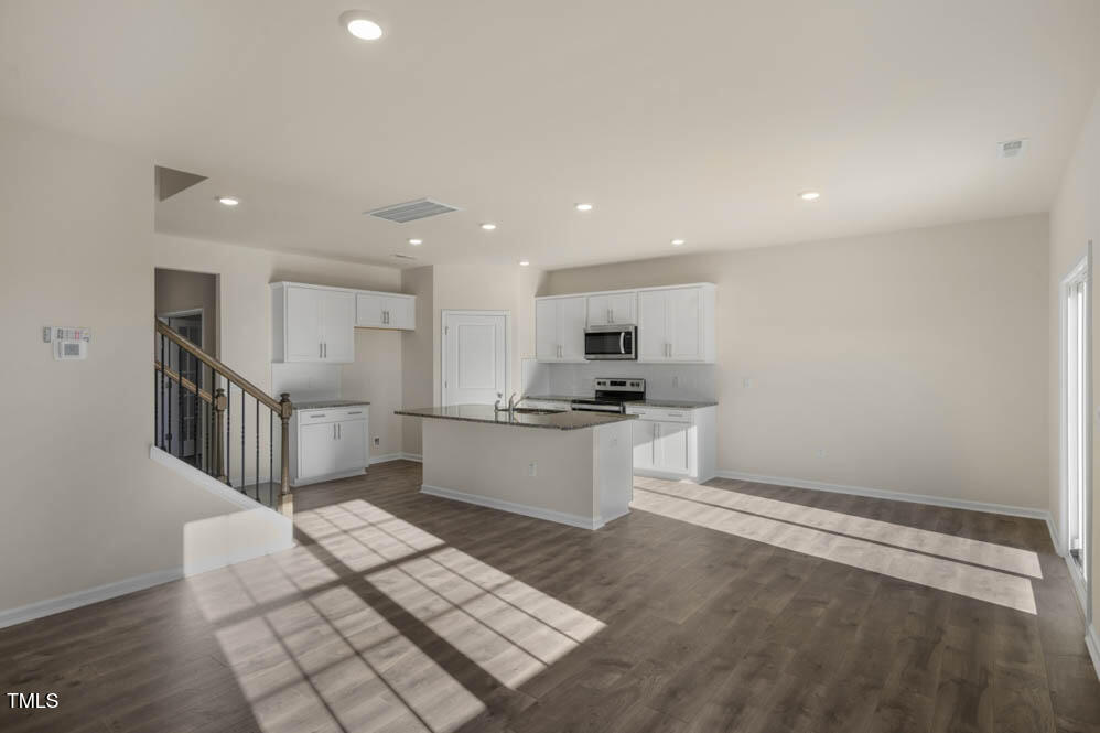 2573 Summersby Drive