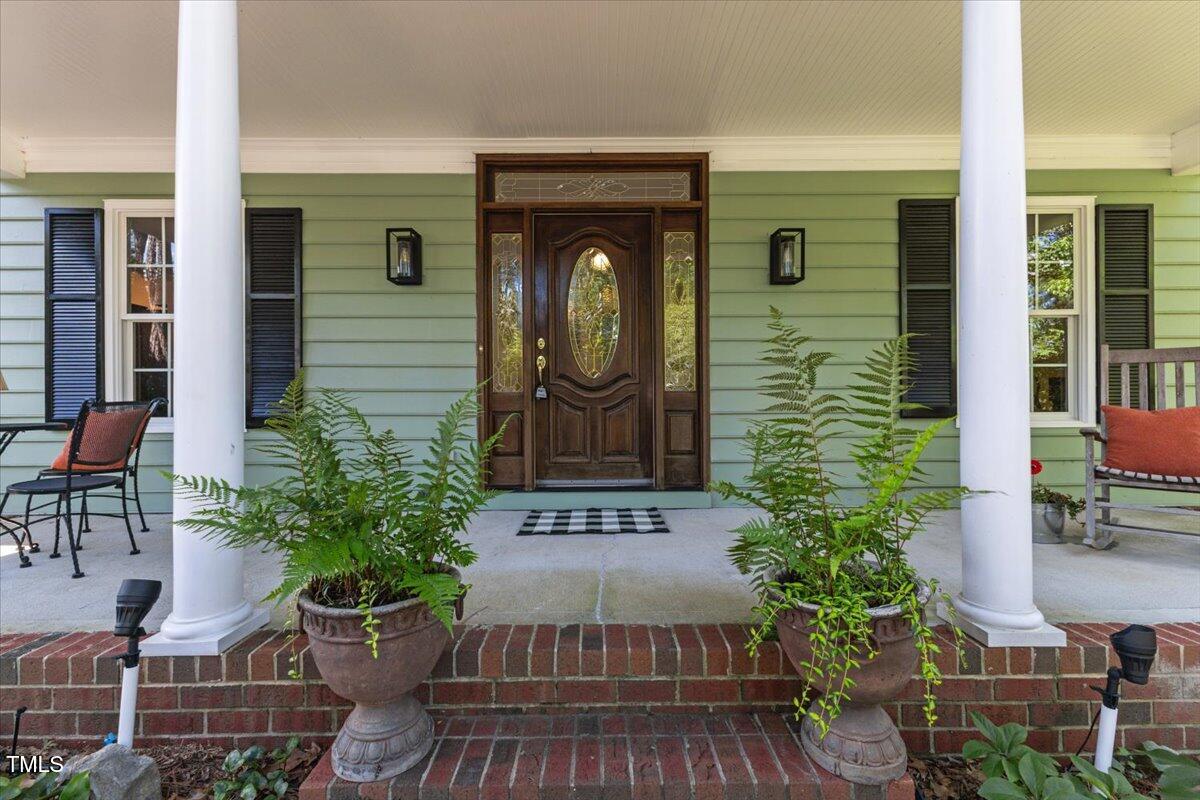 924 Pebblebrook Drive