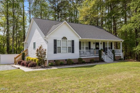 127 Phyllis Drive Benson NC 27504