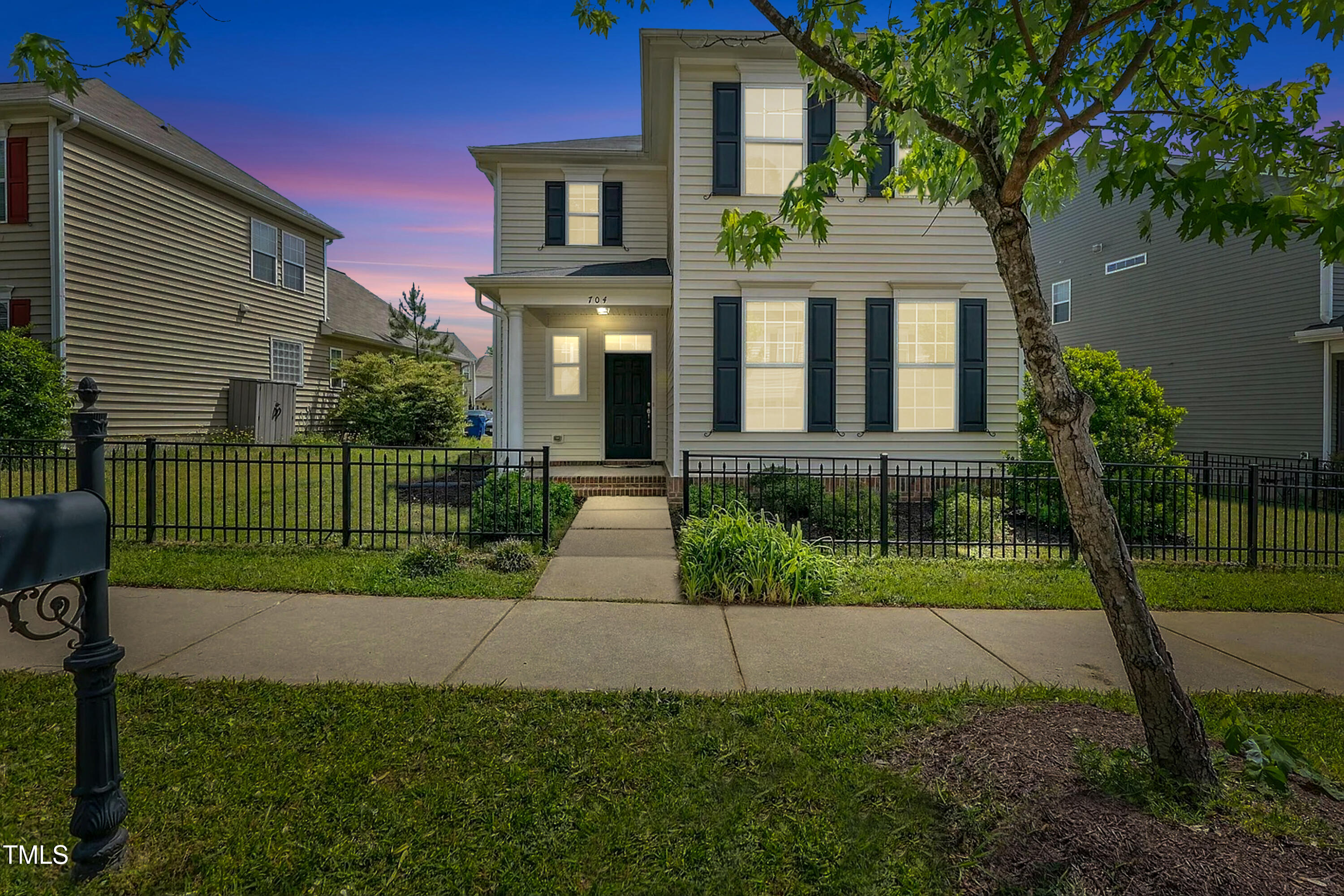 704 Moonbeam Drive