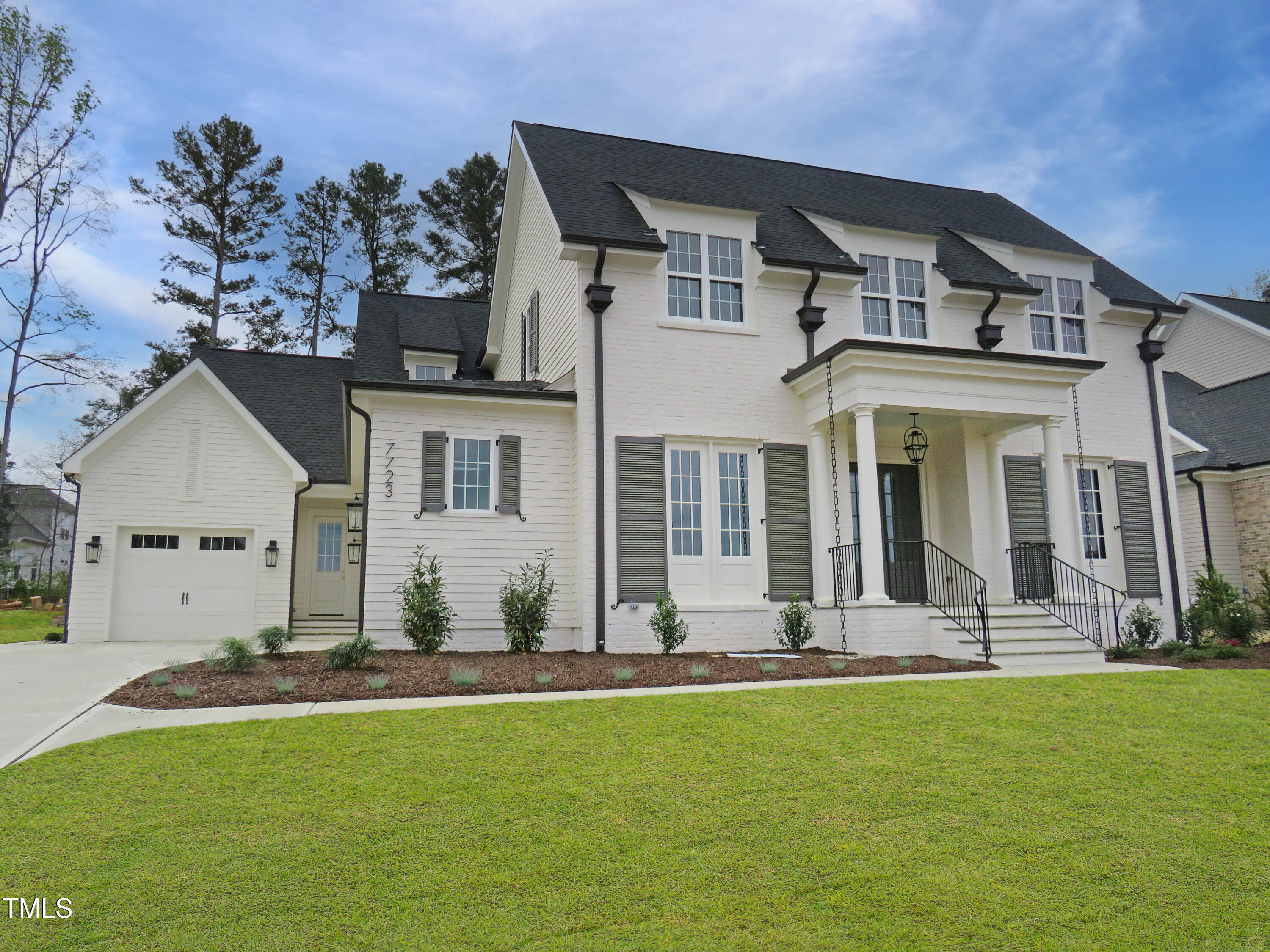 7723 Roberts Road