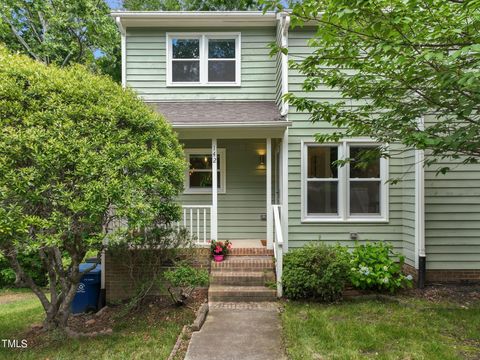 Townhouse in Durham NC 142 Long Shadow Place 9.jpg