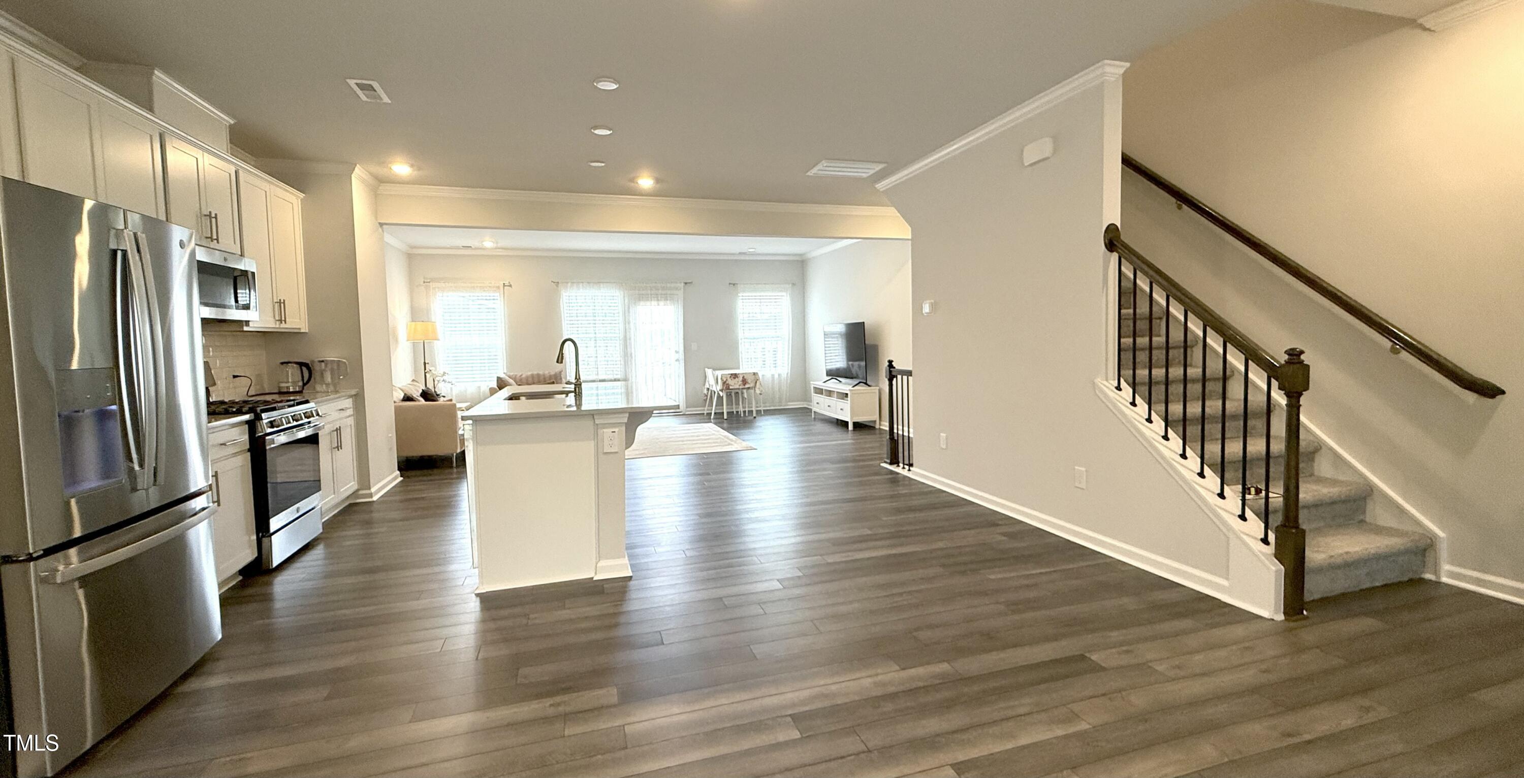 1764 Yellow Bloom Trail