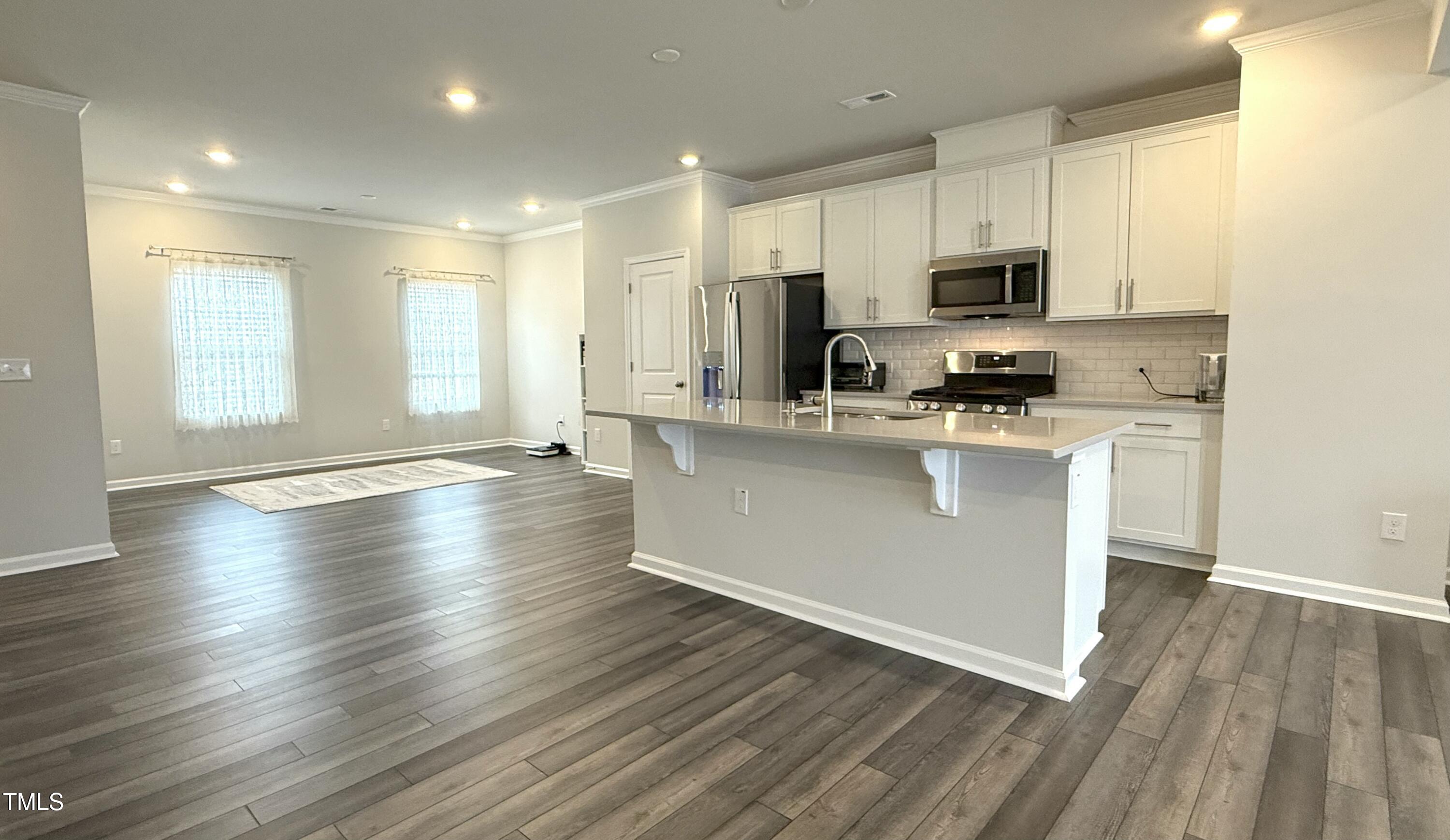 1764 Yellow Bloom Trail