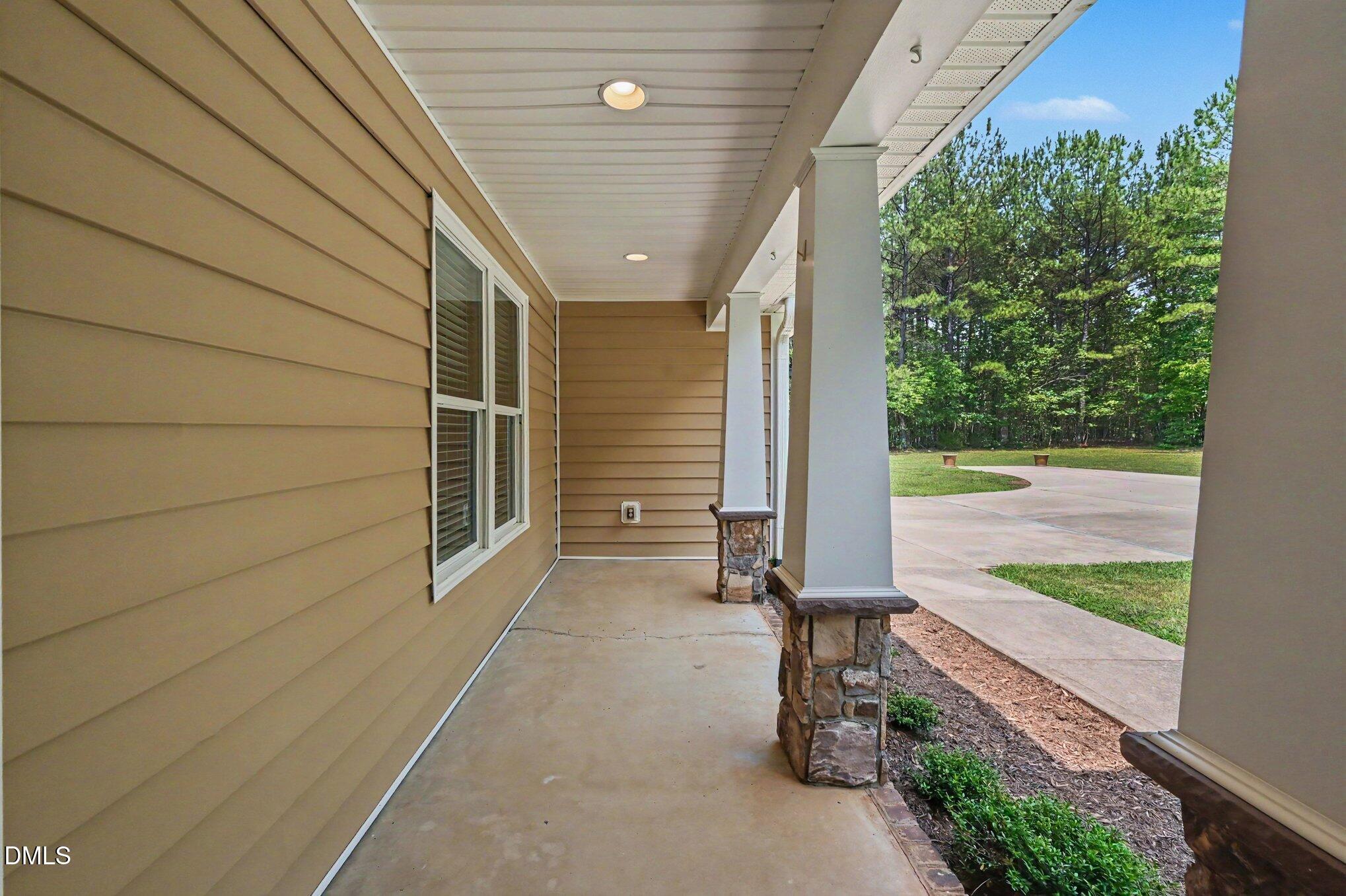 441 Foxwood Trail