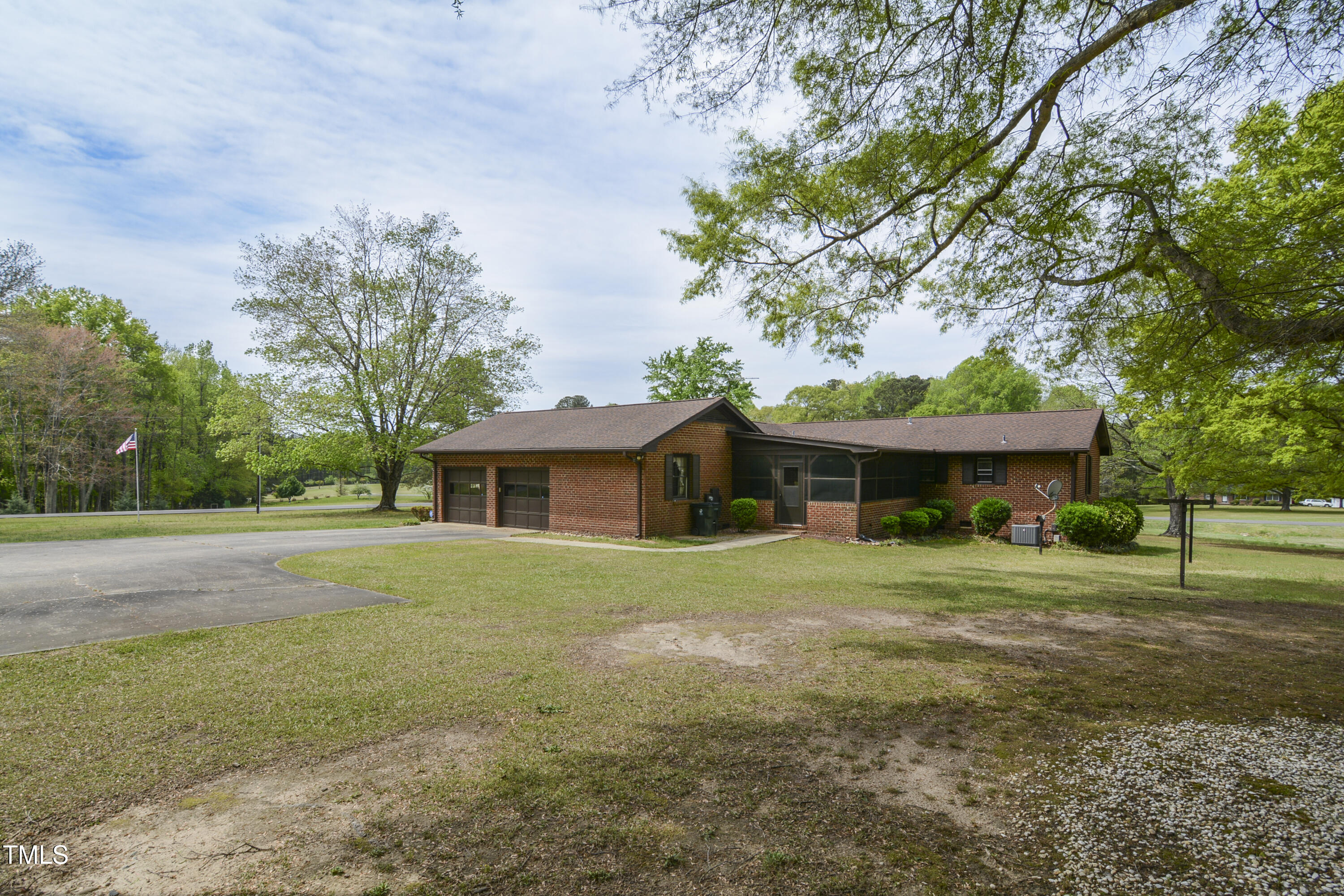 3121 Blue Hill Lane