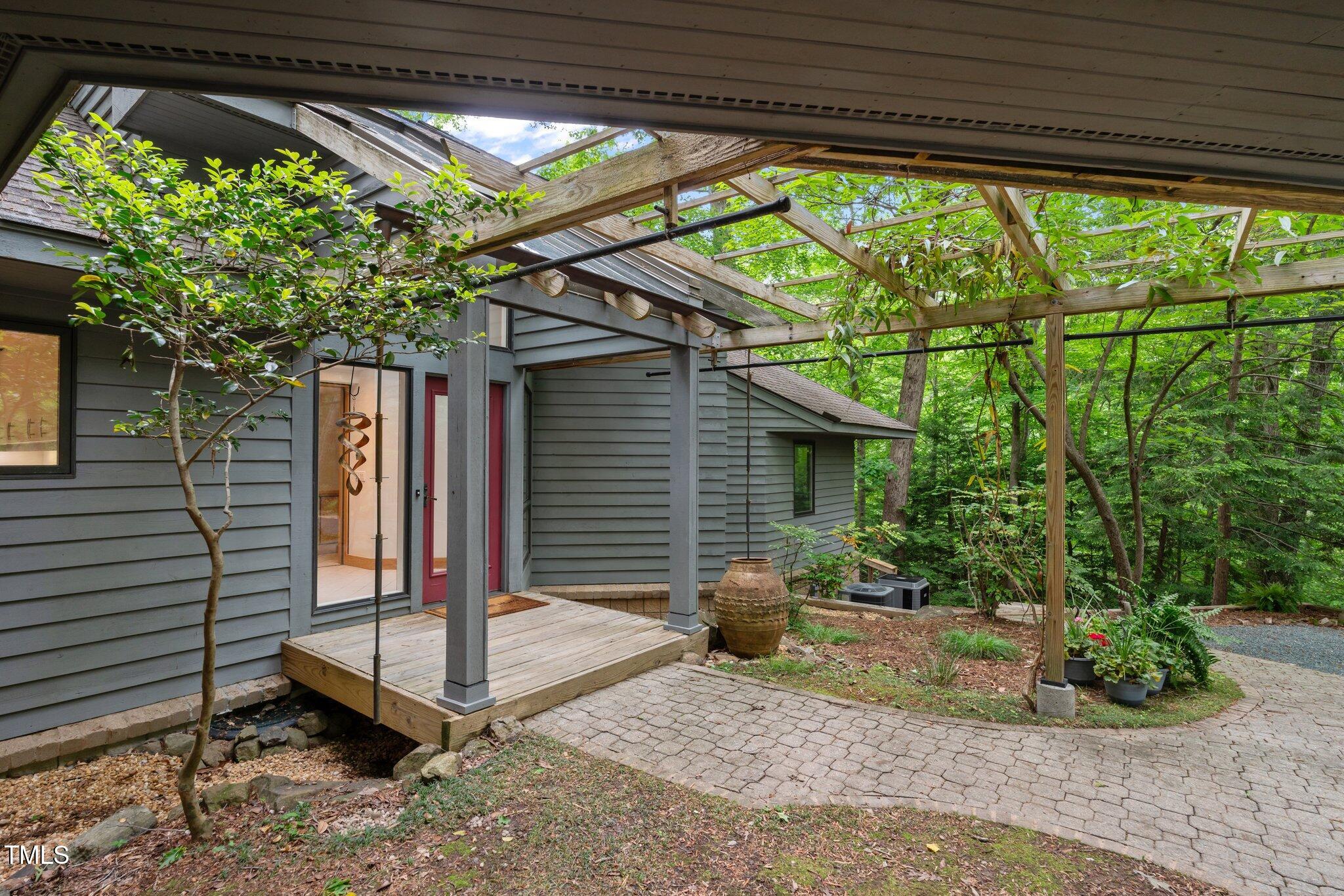 106 Mill Rock Court