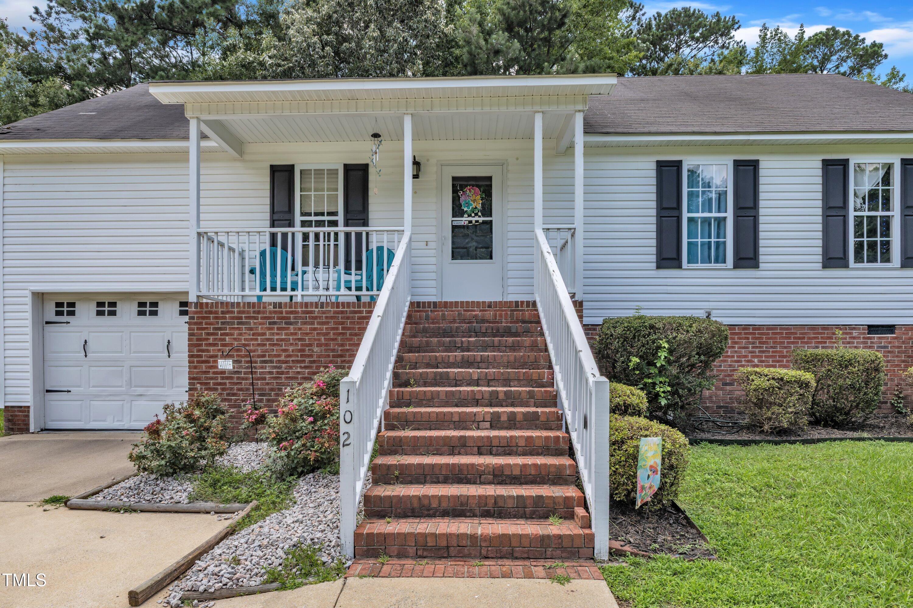 1024 Laurel Leaf Road