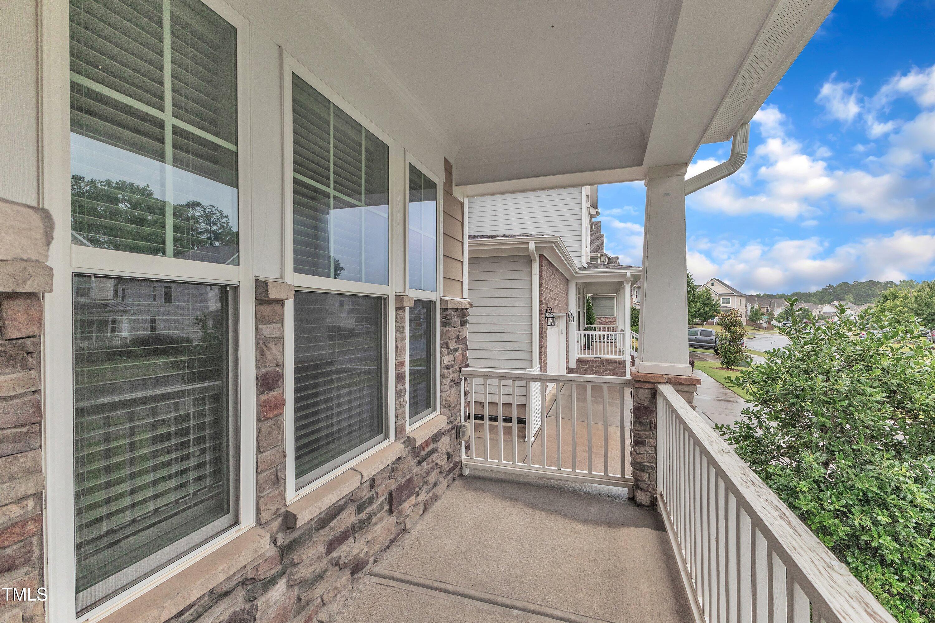 216 Pondside Drive