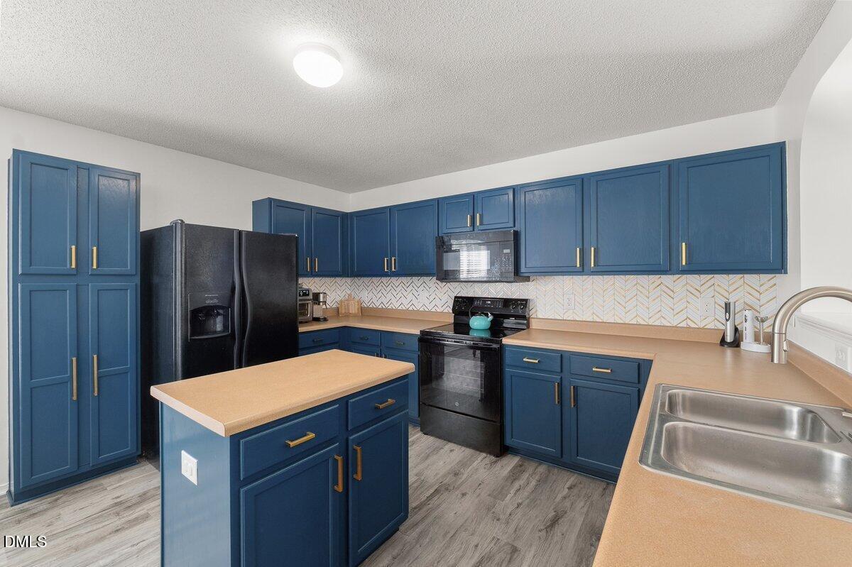 924 Mailwood Drive
