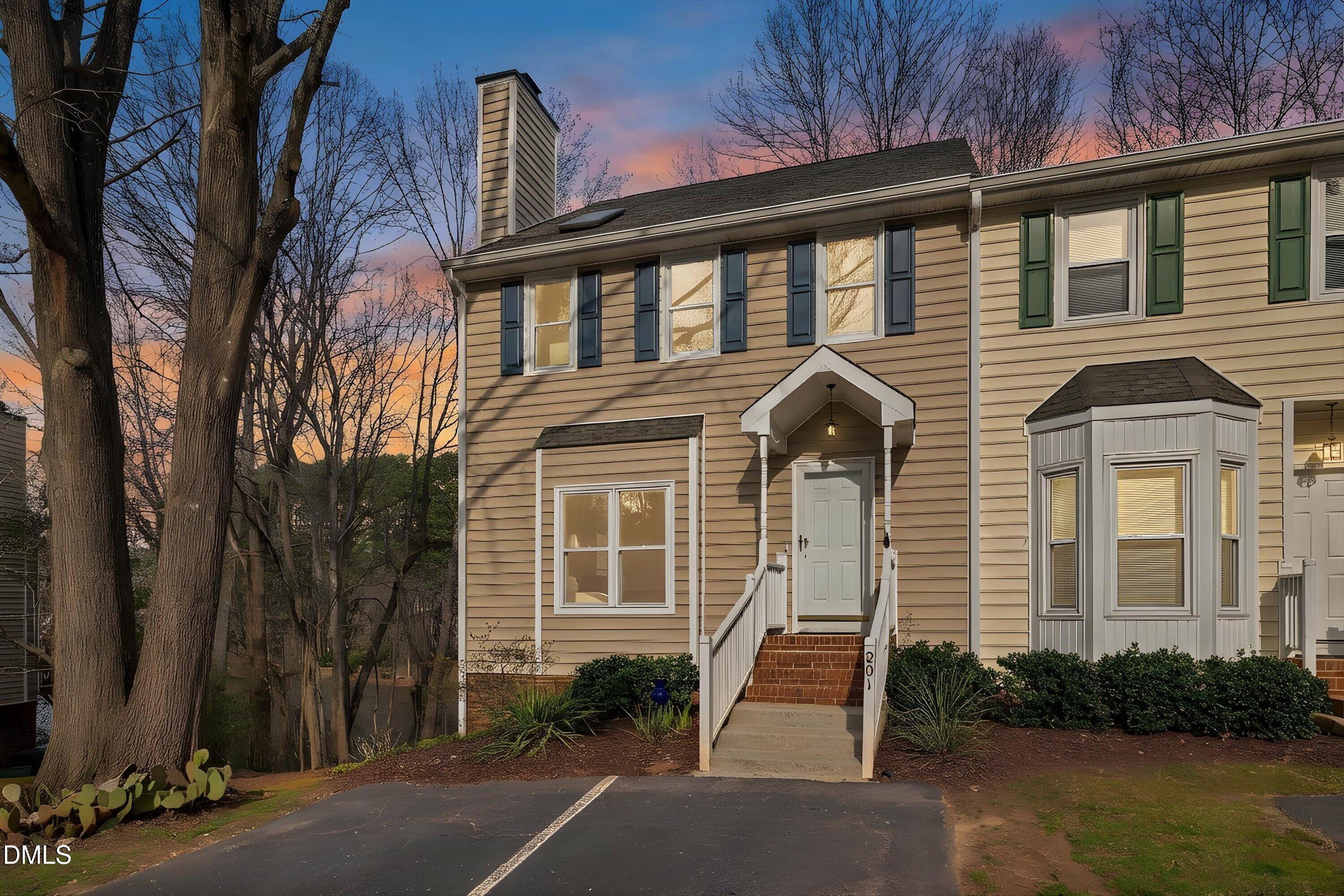 201 Riverwalk Circle