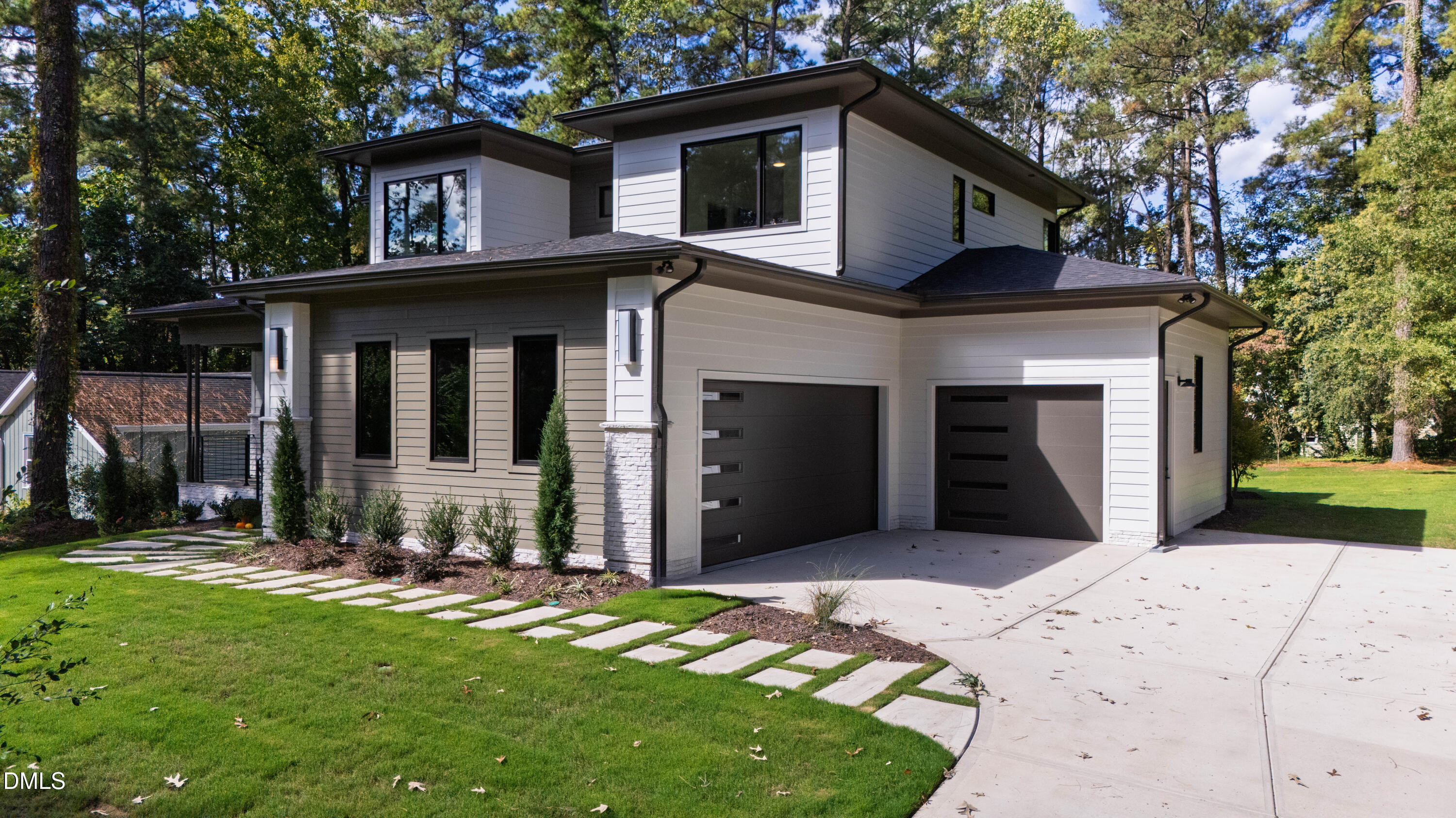 7809 Haymarket Lane