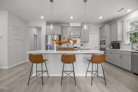 2299 Grants Pass Station Apex NC 27502