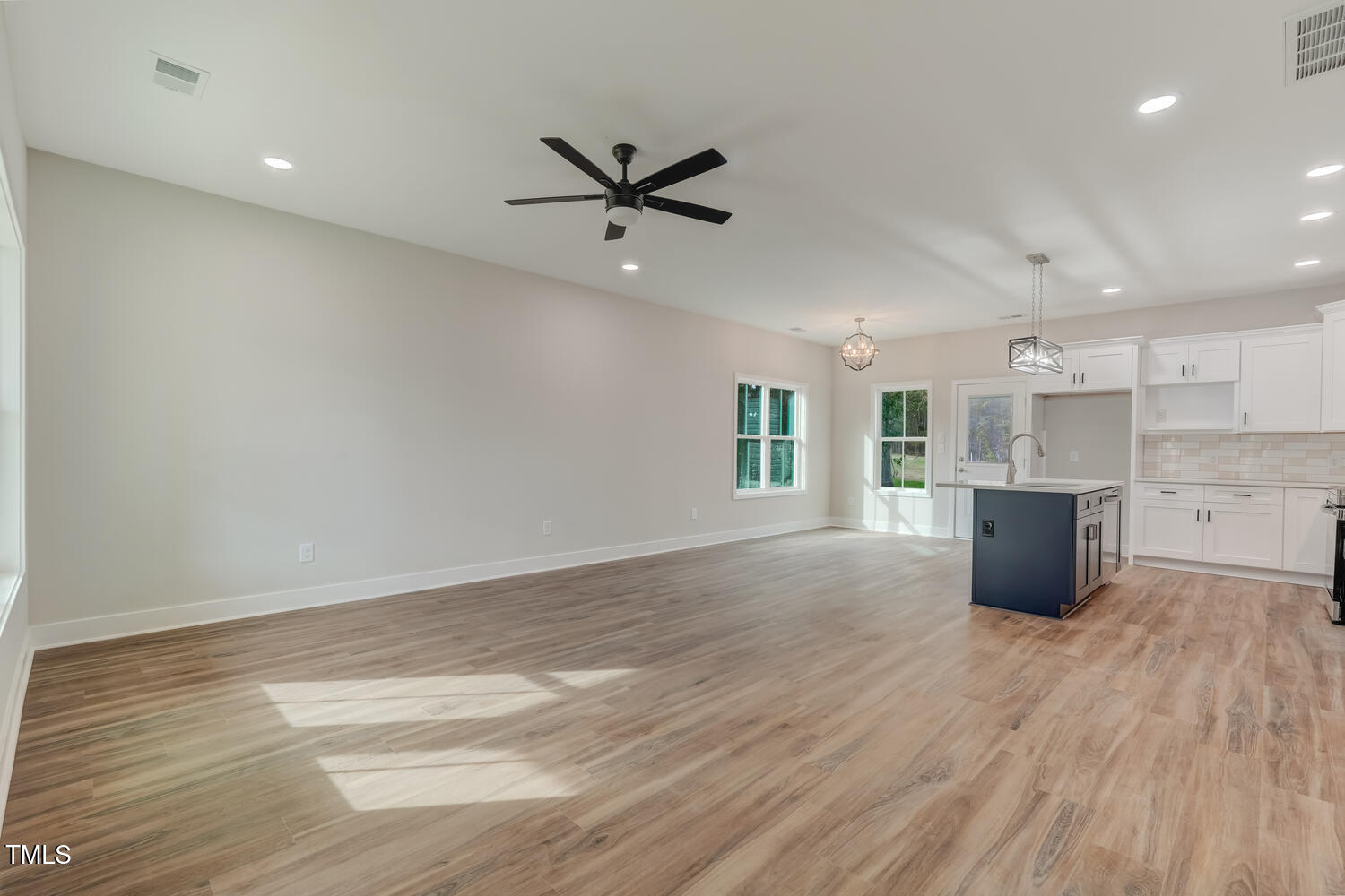 405 Daisy Court