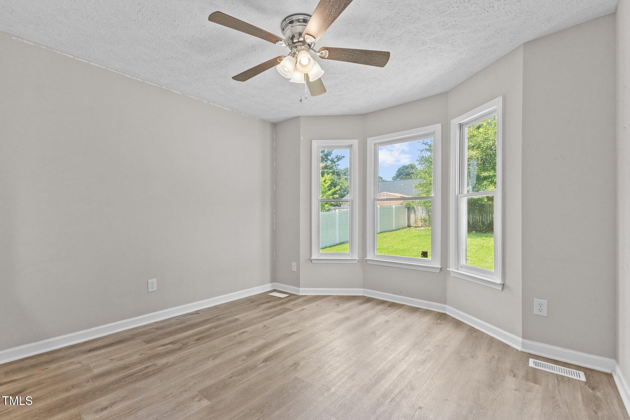 1324 Oak Knolls Drive