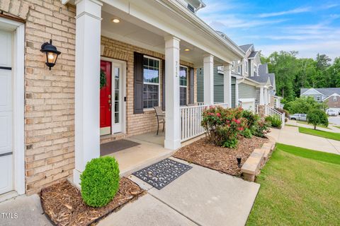 Single Family Residence in Fuquay Varina NC 712 Maple Brook Road 2.jpg