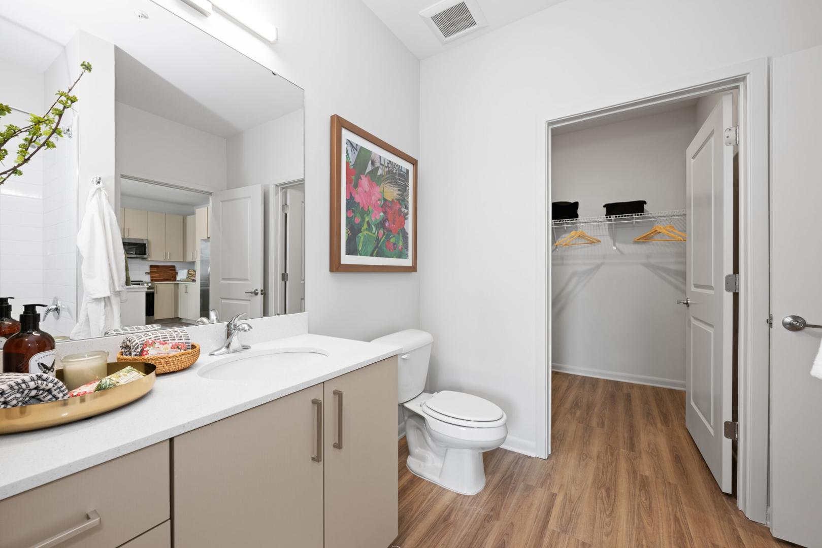 Raleigh, North Carolina 27603, United States, 2 Bedrooms Bedrooms, ,2 BathroomsBathrooms,Residential,Active,52449