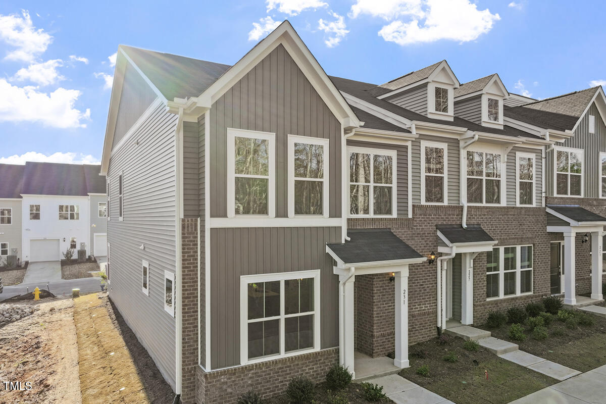 231 Frosted Iris Lane Lane 174