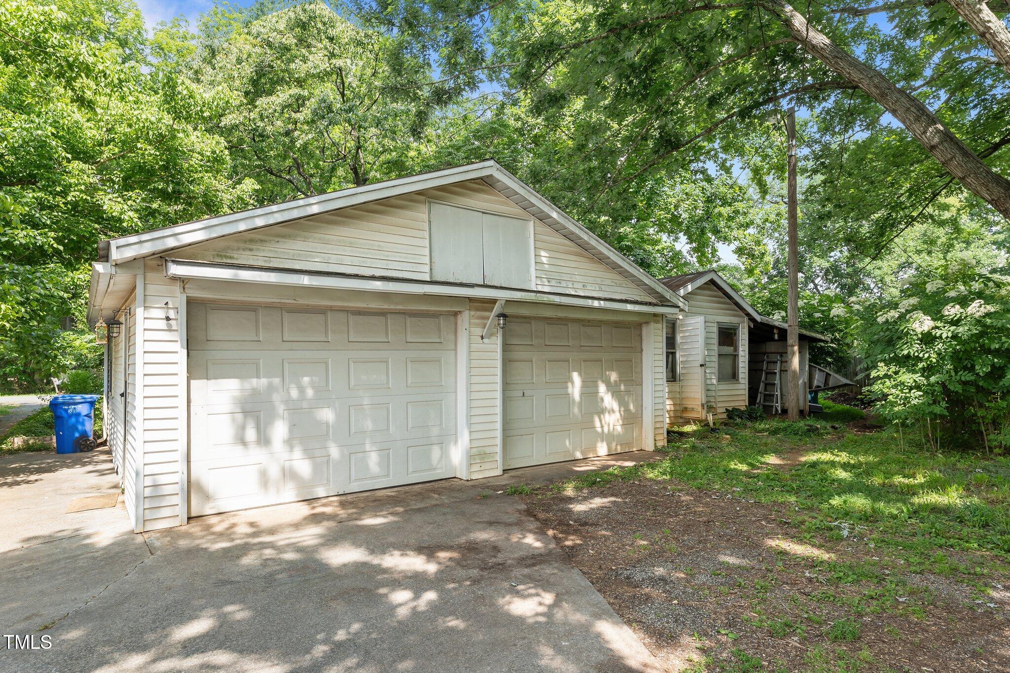 1090 S Fifth Street