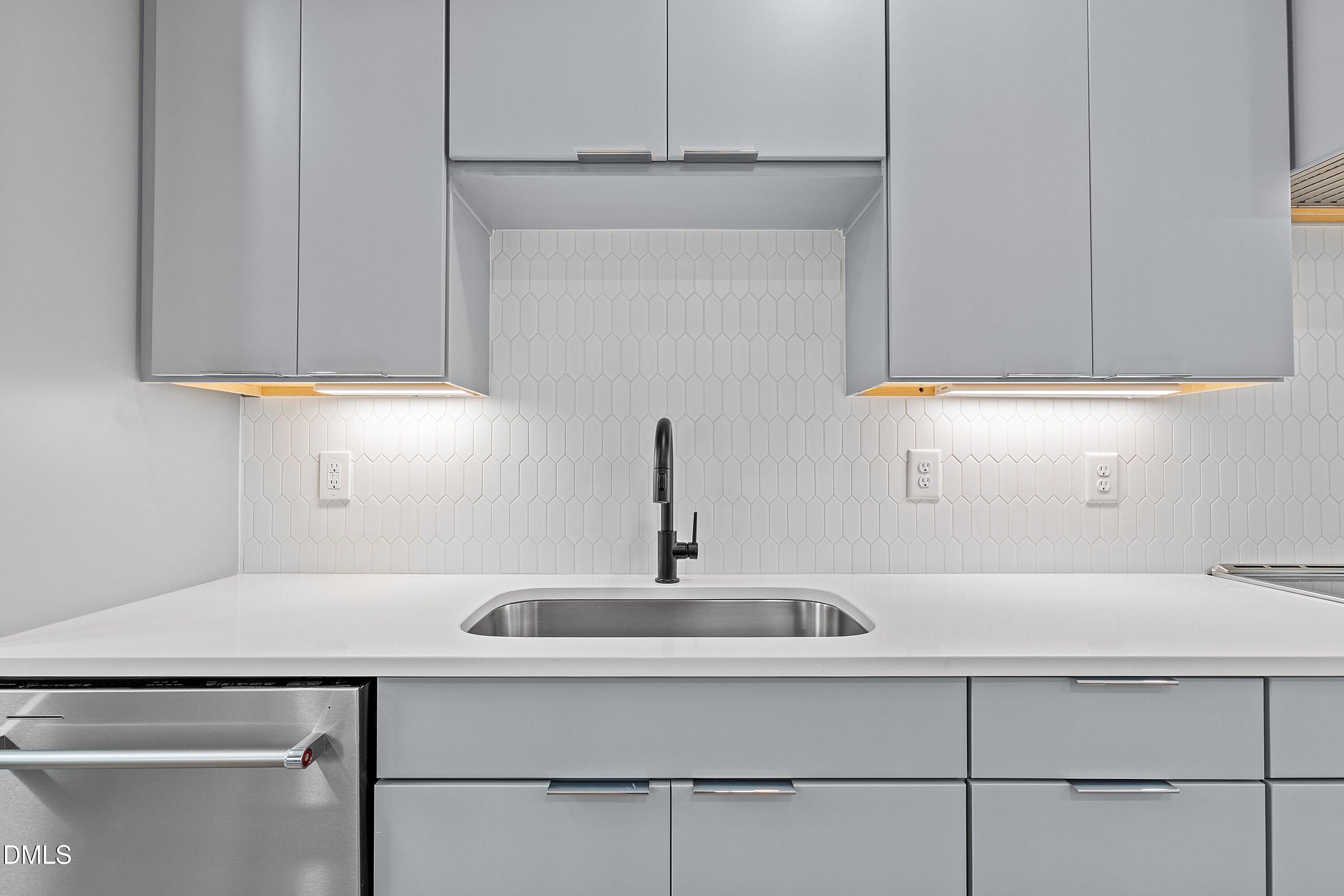 512 Gordon Street #303