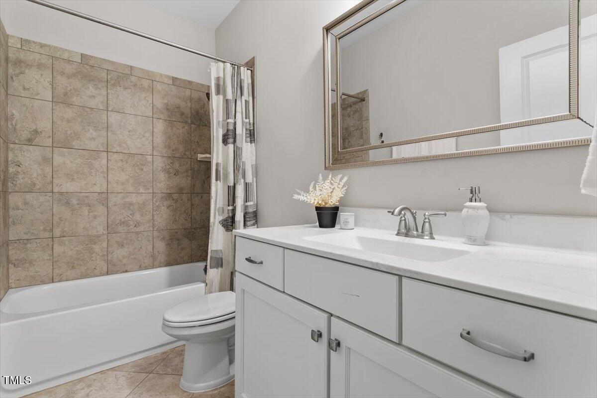 Chapel Hill, North Carolina 27516, United States, 4 Bedrooms Bedrooms, ,4 BathroomsBathrooms,Residential,Active,154676