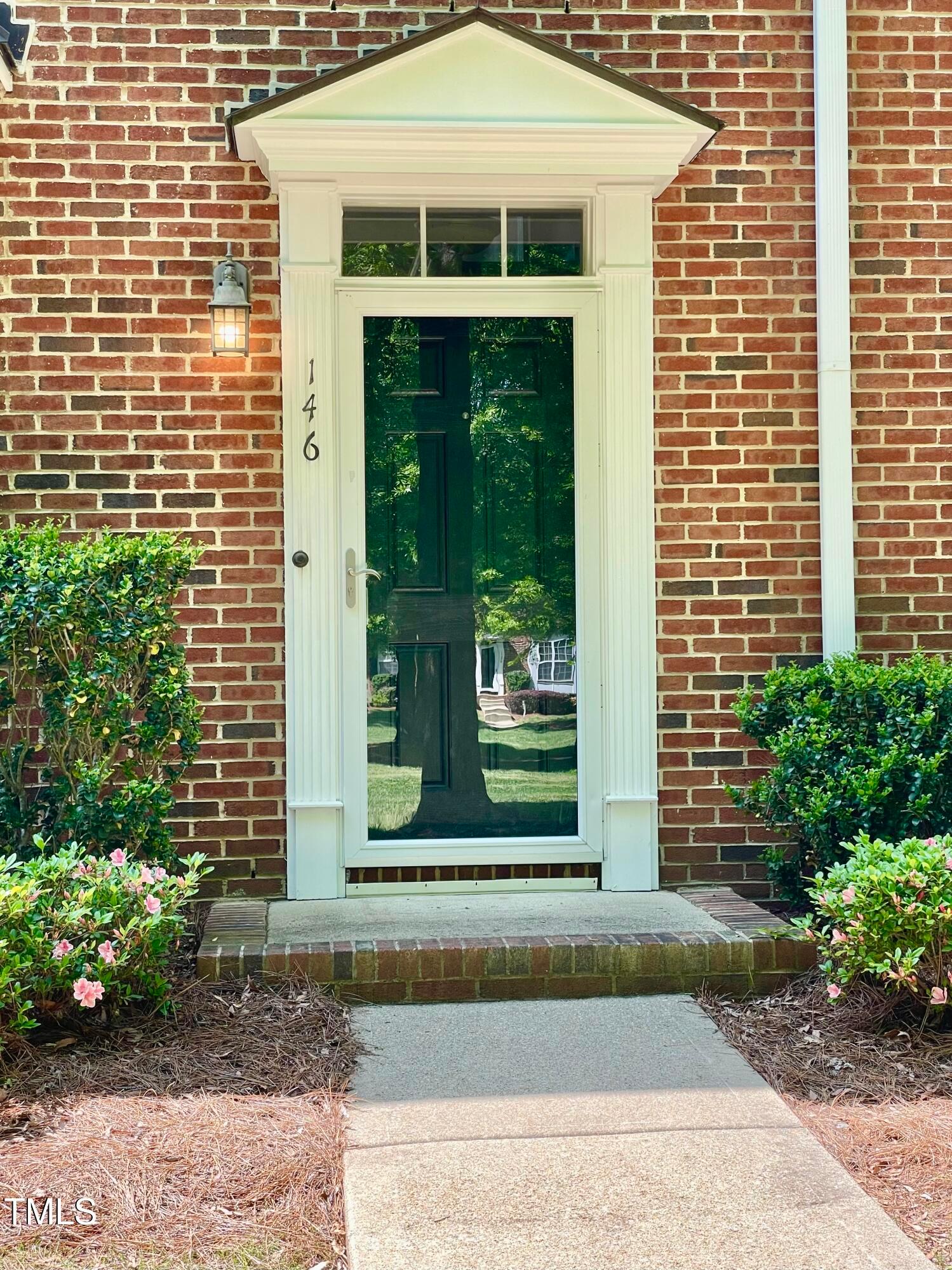 146 W Savannah Ridge Road