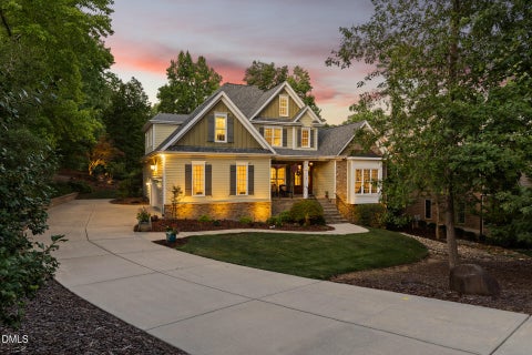 Photo of 187 Broad Leaf Court, Chapel Hill, NC 27517 (MLS # 10187494)